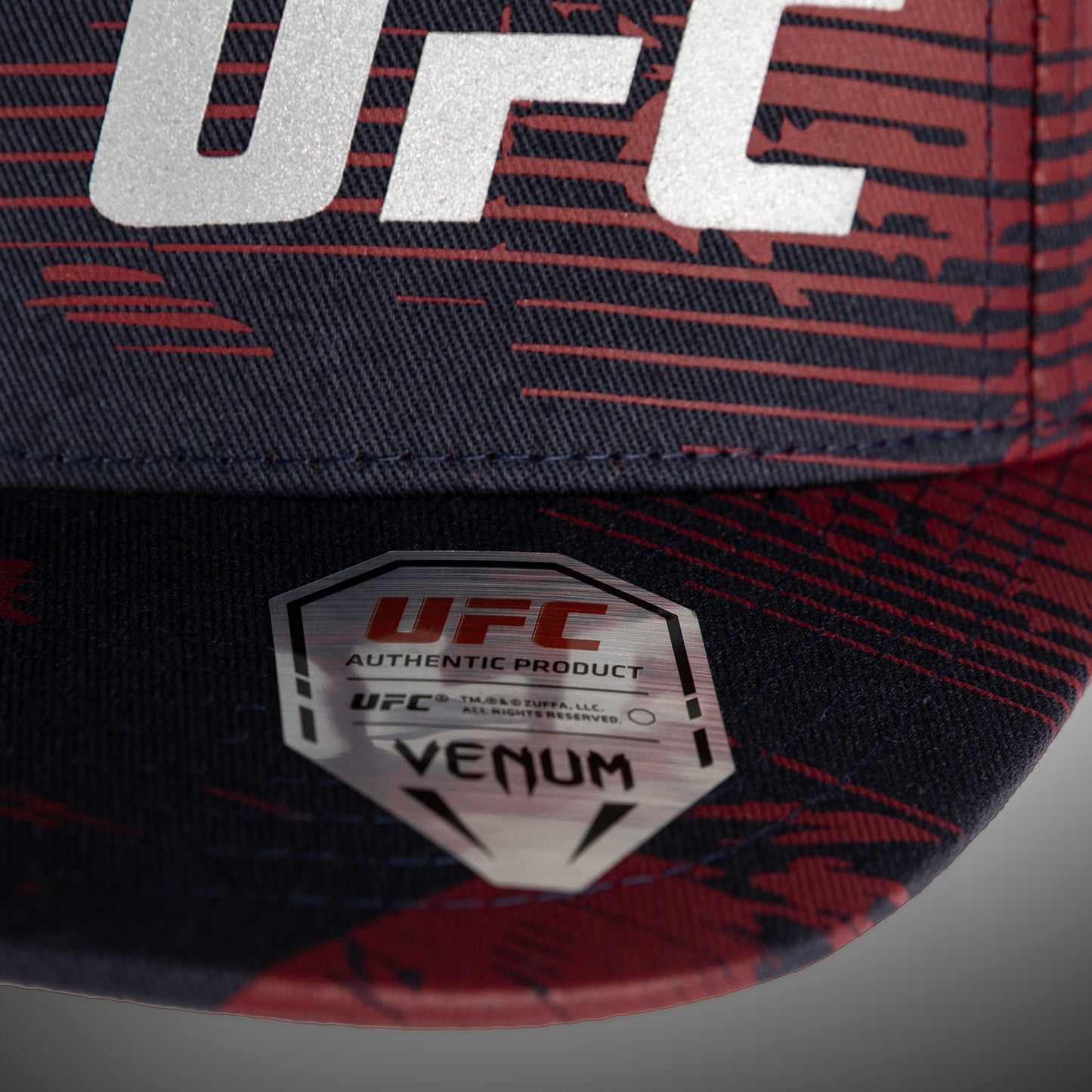 UFC Zenith by Venum Authentic Fight Week Gorra - Burdeos