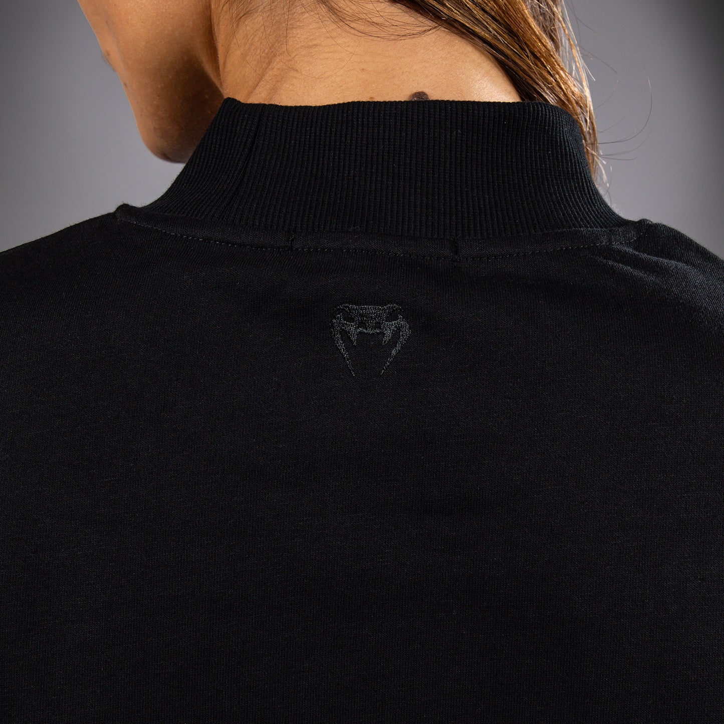 Venum Pulse Sudadera Cortada para Mujer - Negro/Blanco