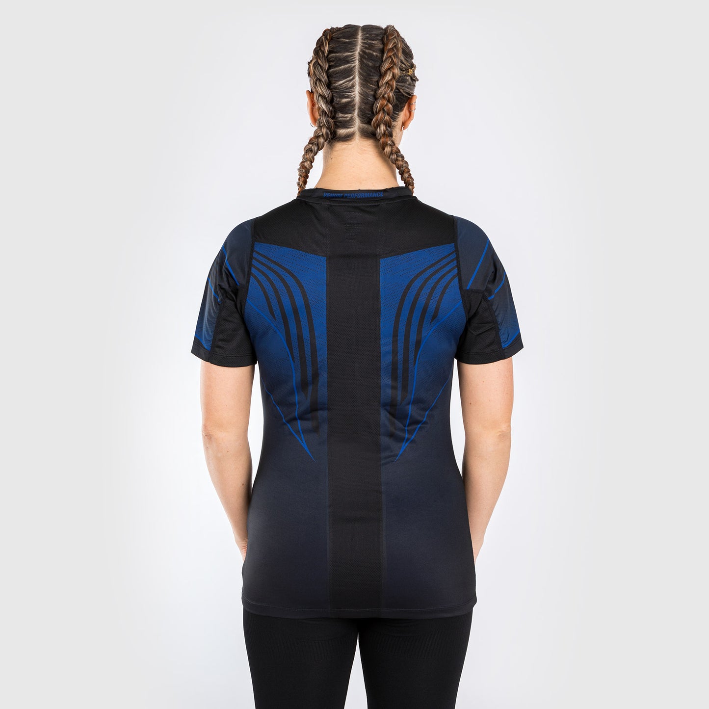 Camiseta UFC Venum personalizada Authentic Fight Night 2.0 para mujer - Midnight Edition