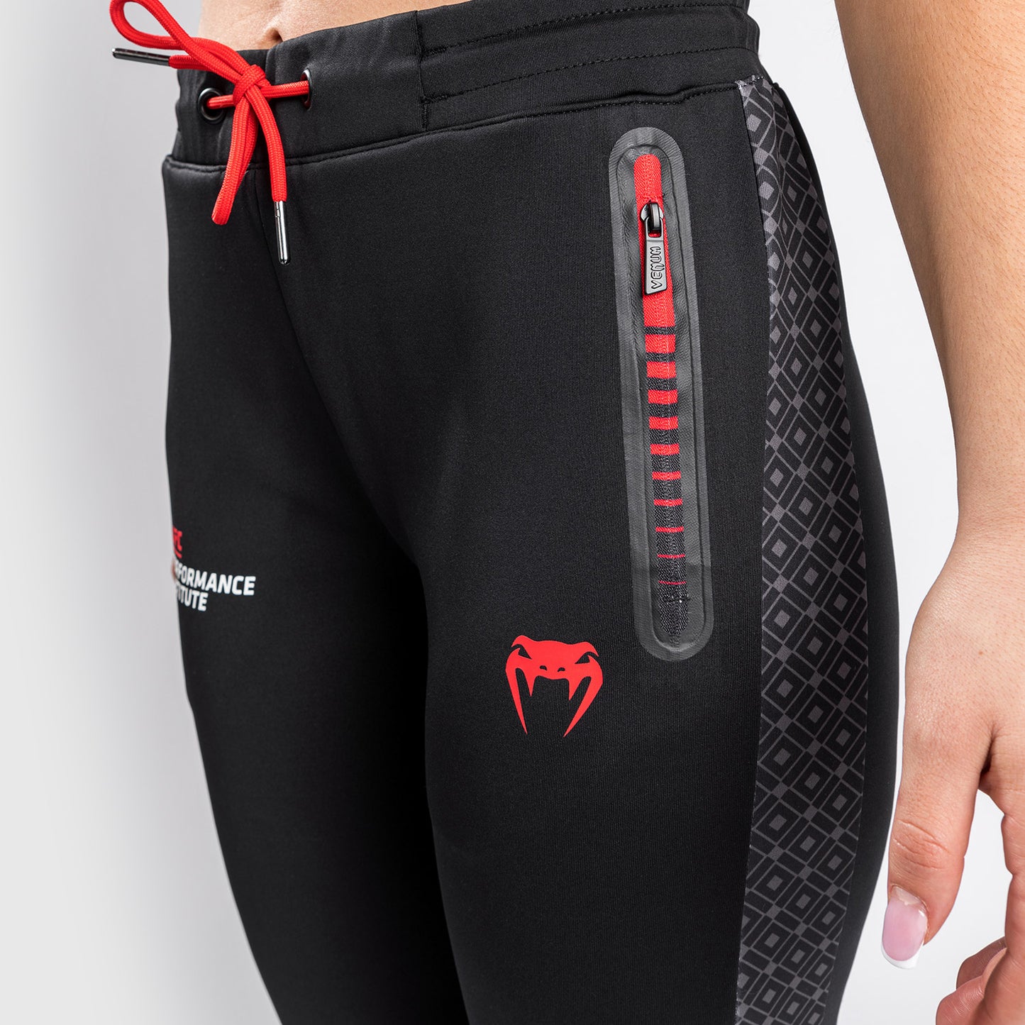 Pantalones de Chándal Venum UFC Performance Institute - Para mujer - Negro/Rojo