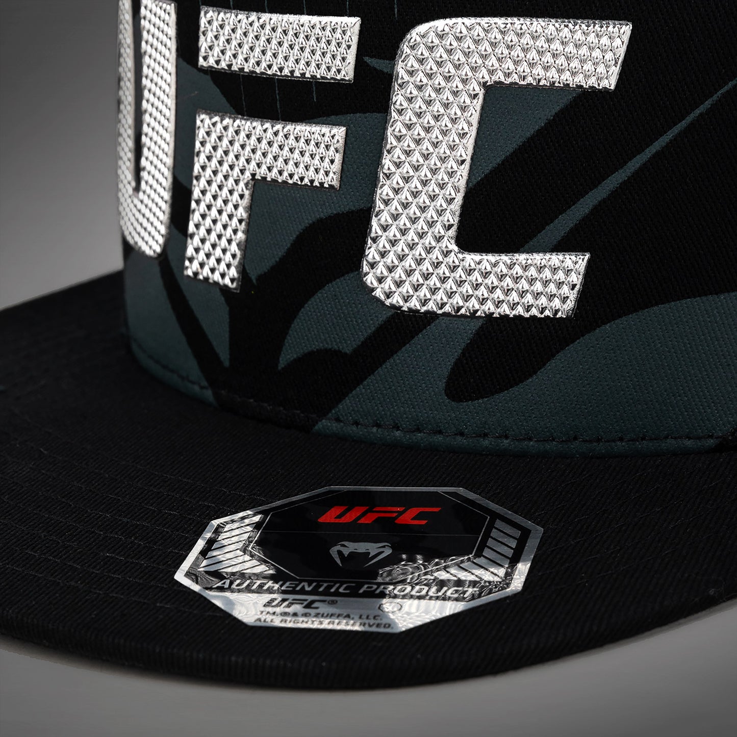 UFC Fusion by Venum Authentic Fight Night Gorra Deportiva - Negro