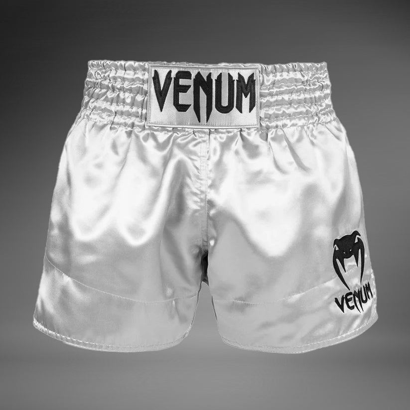 Pantalones Cortos de Boxeo Tailandés Venum Classic Plata/Negro