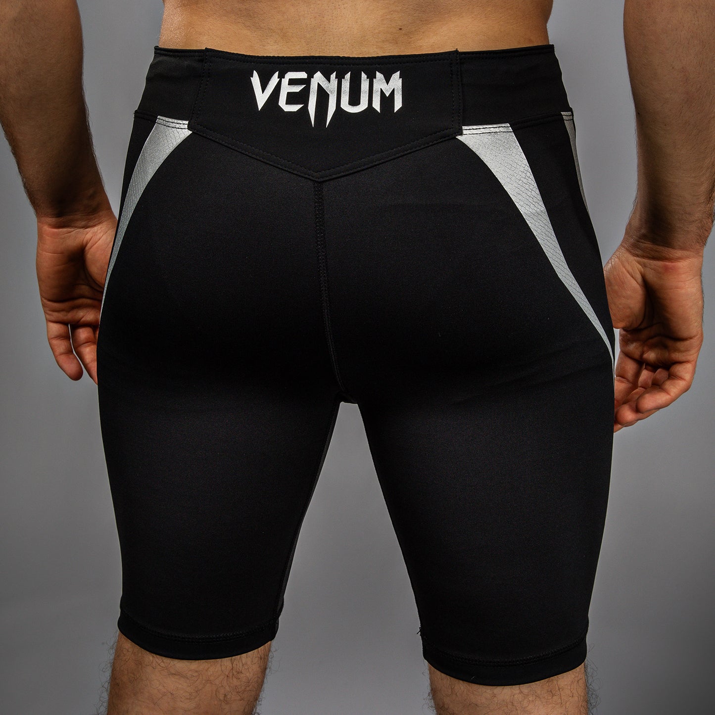 Venum x WOW FC Pantalones Vale Tudo para Hombre - Negro/Gris Plateado