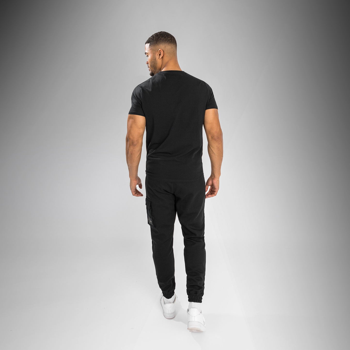 Camiseta Venum Absolute 2.0 - Ajuste ajustado - Negro/Oro
