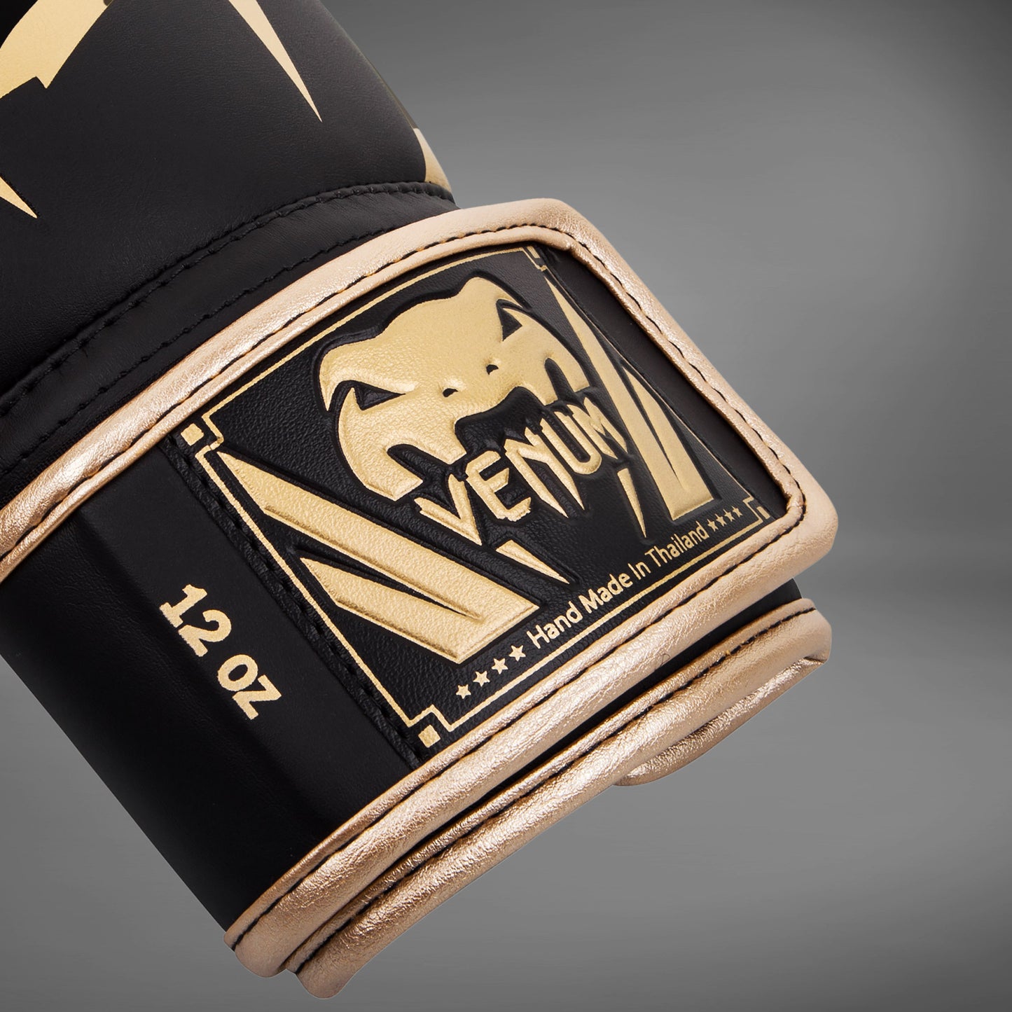 Guantes de Boxeo Venum Elite  - Negro/Oro