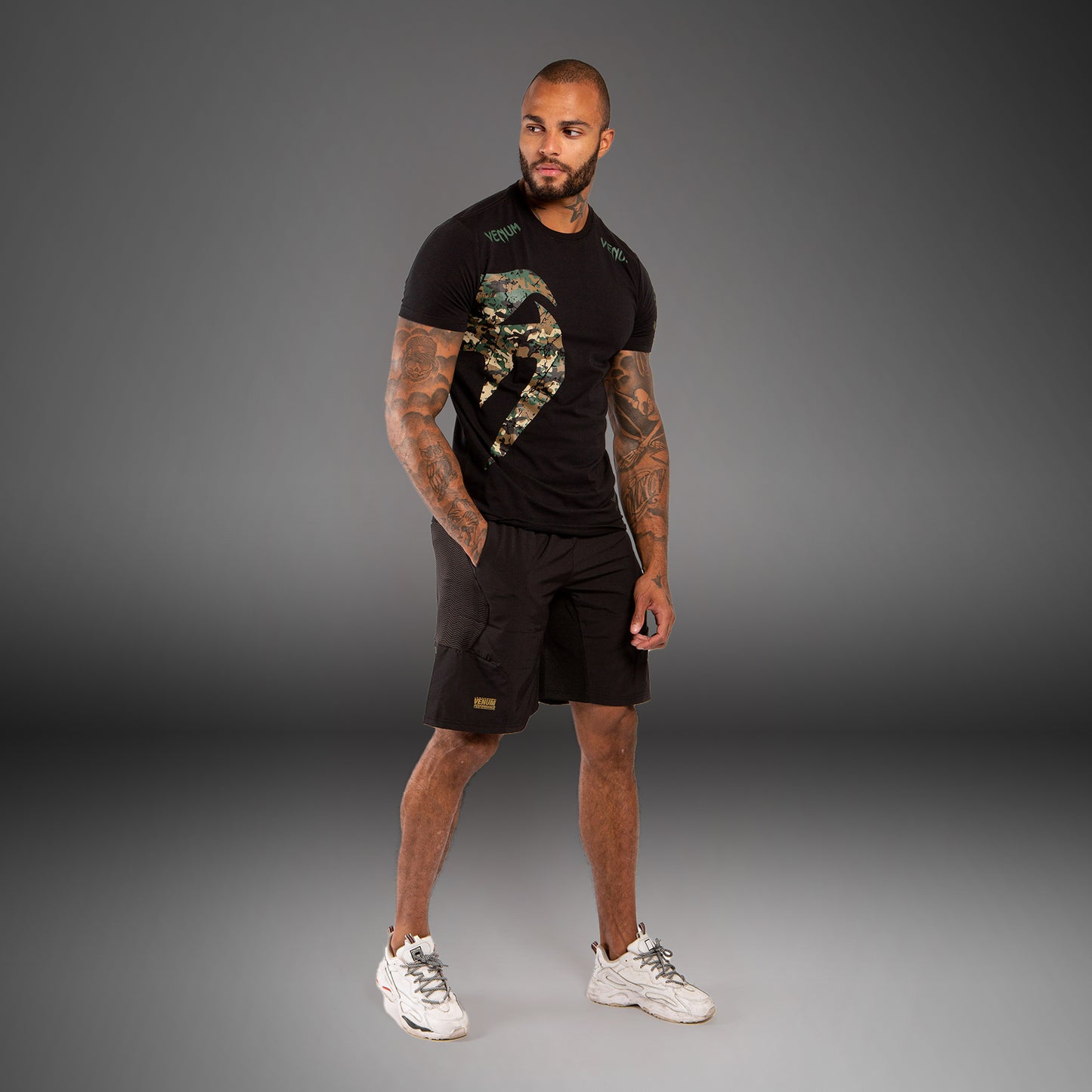 Venum Original Giant Camiseta - Negro/Camuflaje