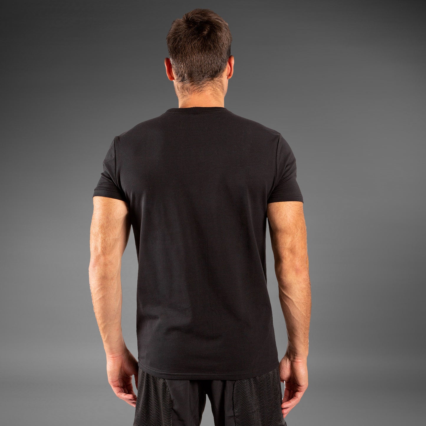 Camiseta Venum Classic – Negro
