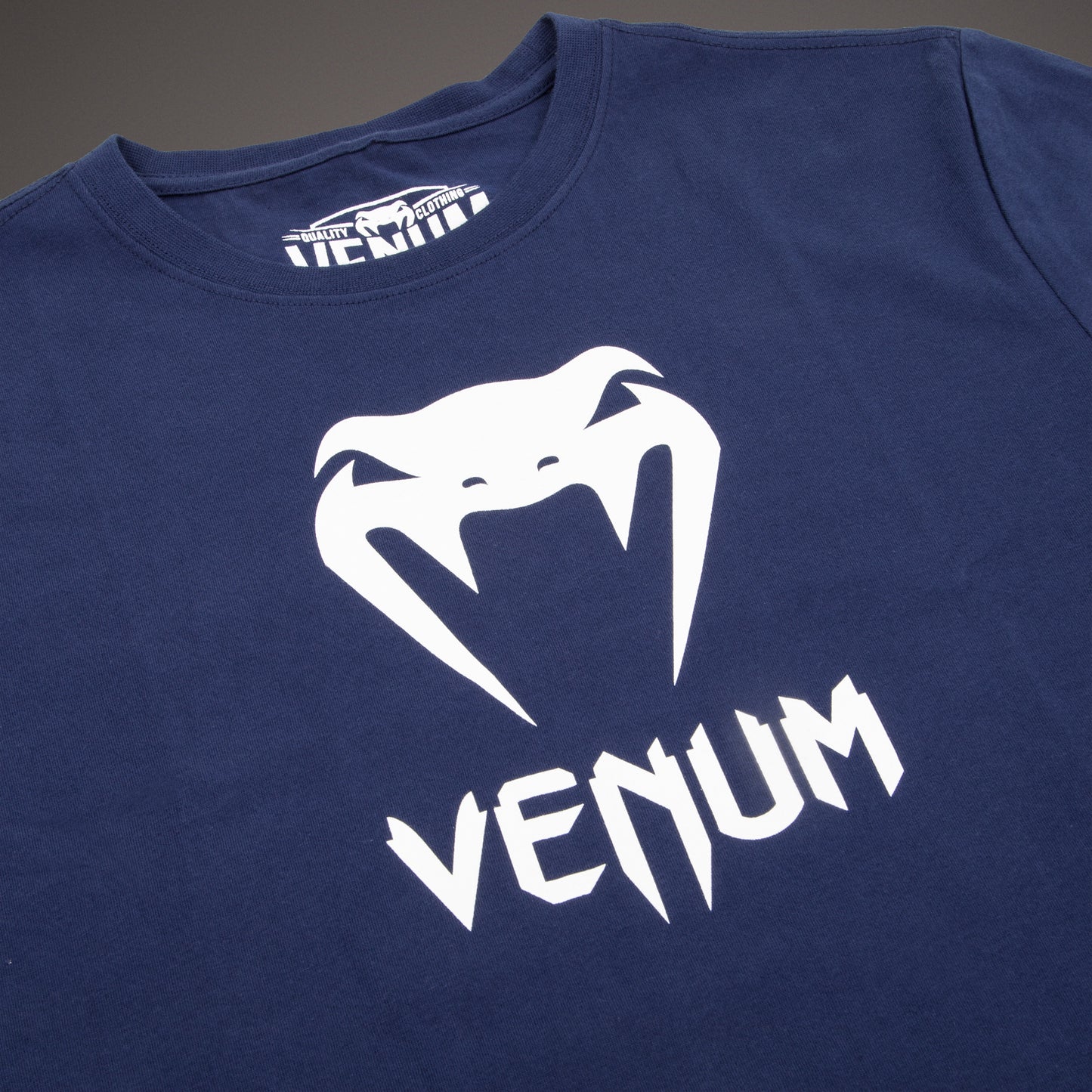 Camiseta Venum Classic – Azul Marino