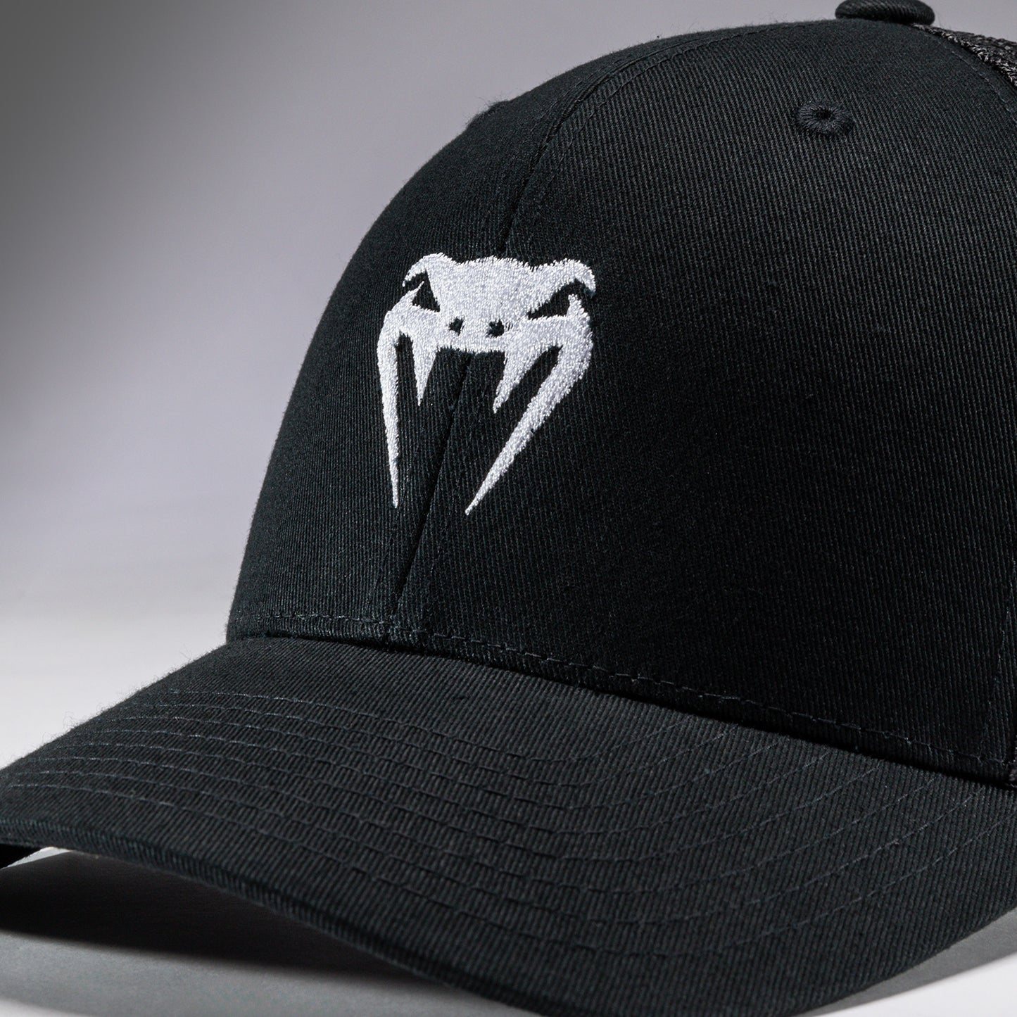 Venum Gorra Trucker - Negro
