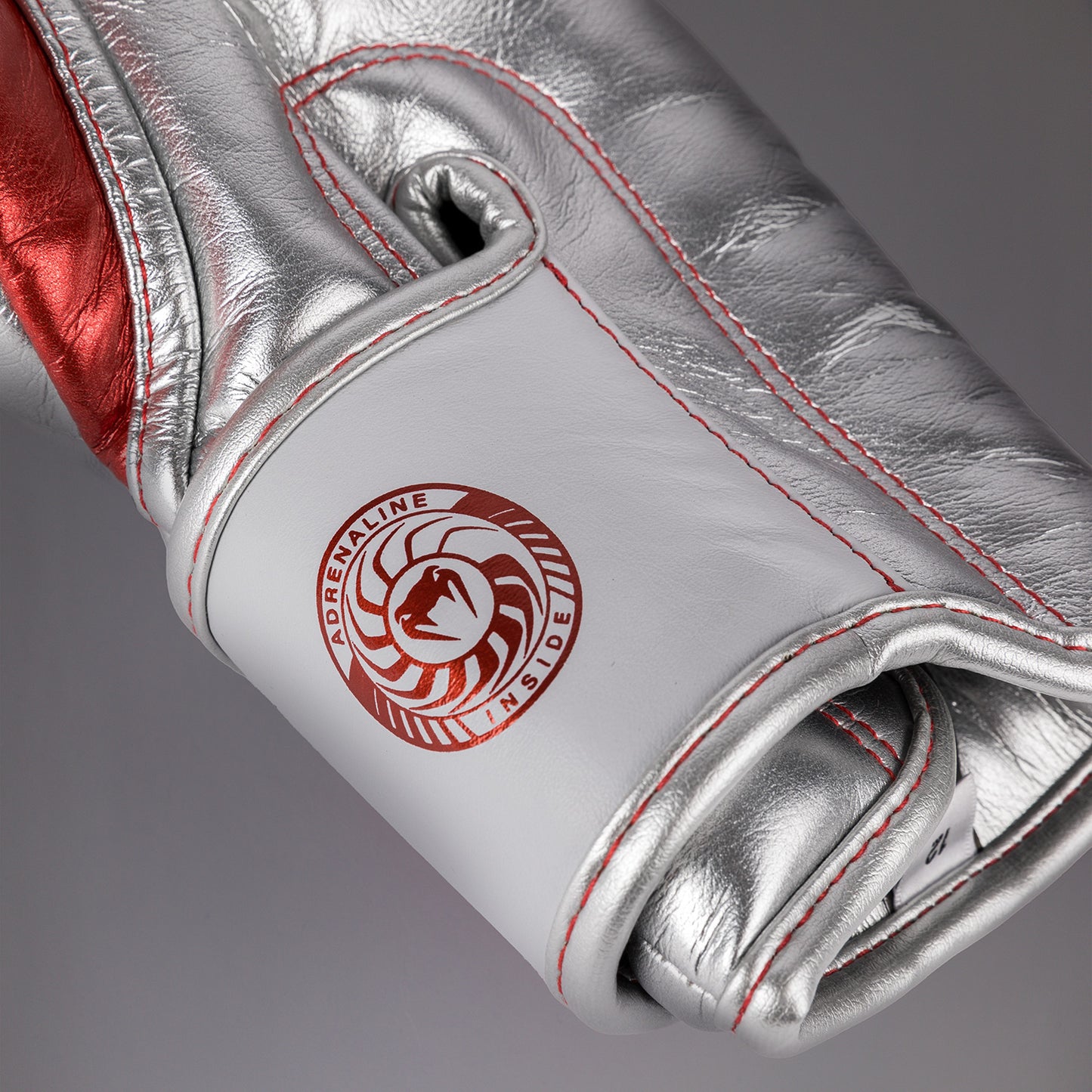 Venum Giant 3.0 Guantes de boxeo - Rojo/Plata - Edición especial