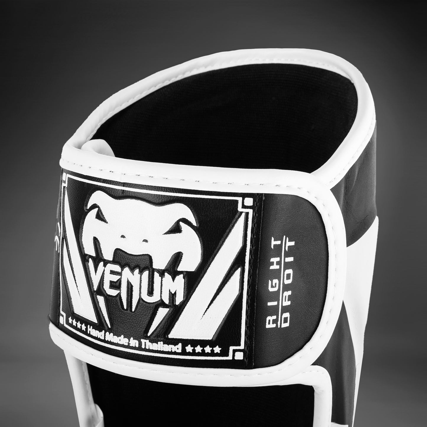 Venum Elite Espinerillas - Negro/Blanco