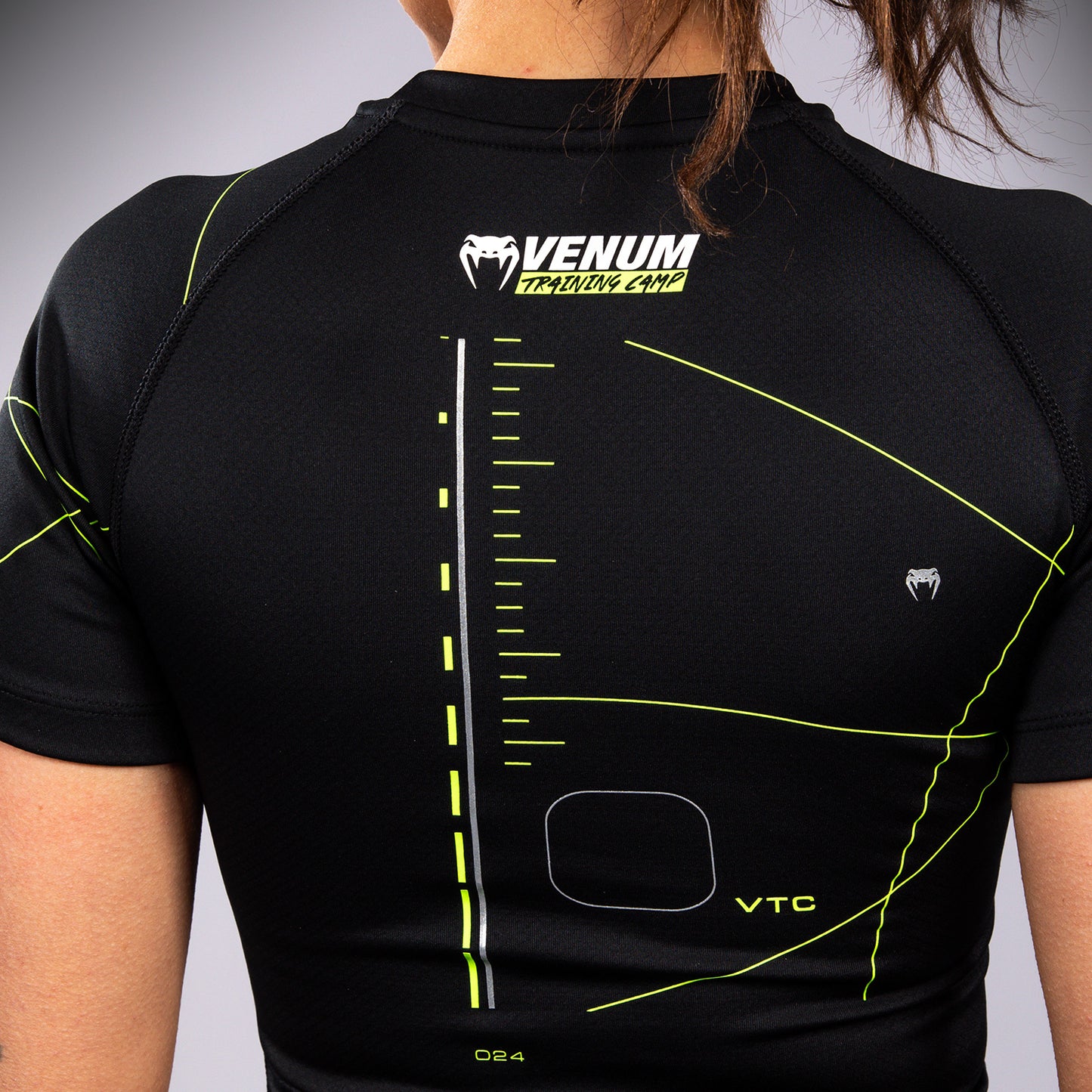 Venum Training Camp 4.0 Lycra de manga corta - Negro/Verde neón