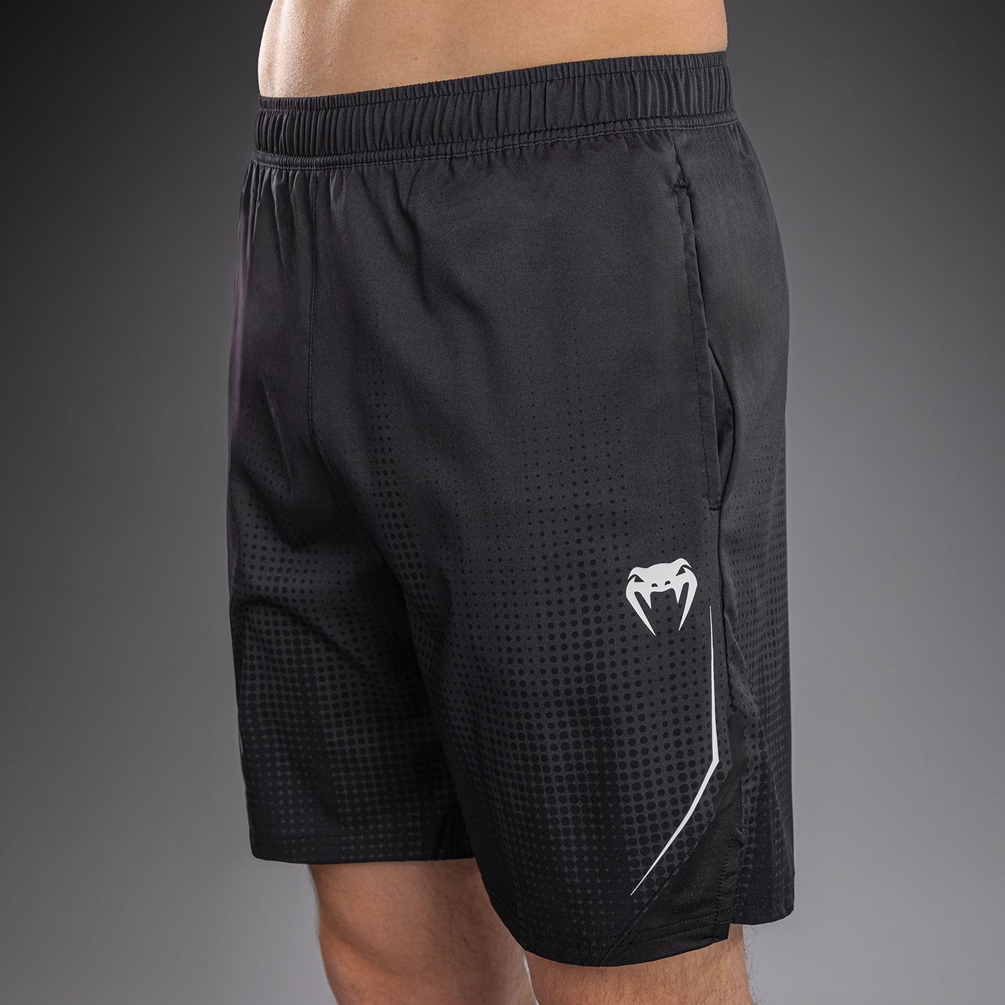 Venum Stealth Short de Entrenamiento – Negro/Blanco