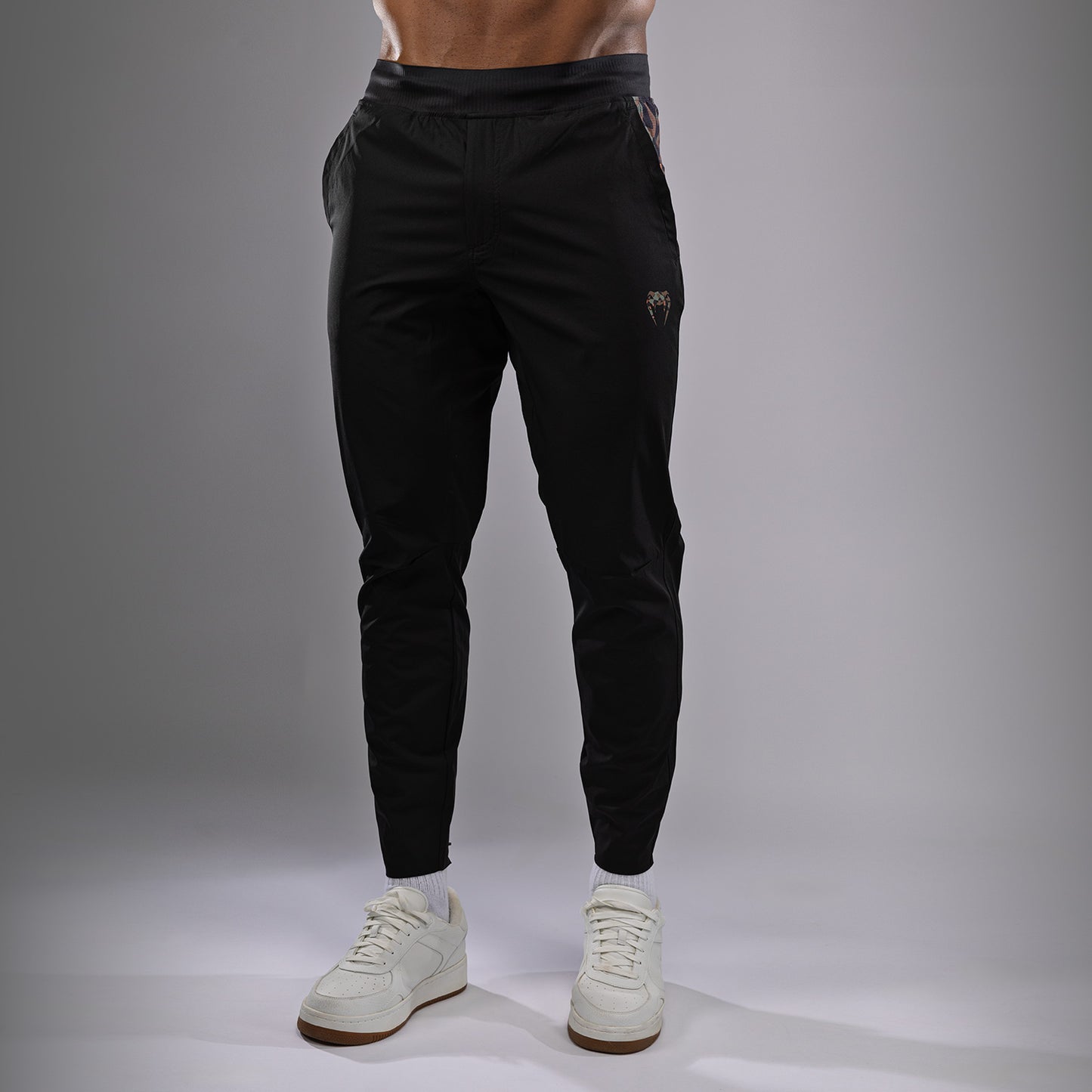 Venum Jungle Ops Joggers para hombre - Negro/Camuflaje cañón