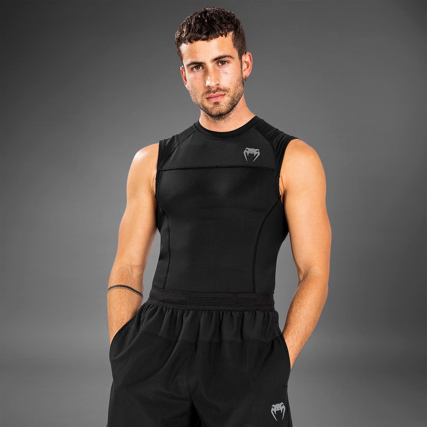 Rashguard sin mangas Venum G-Fit Air - Negro