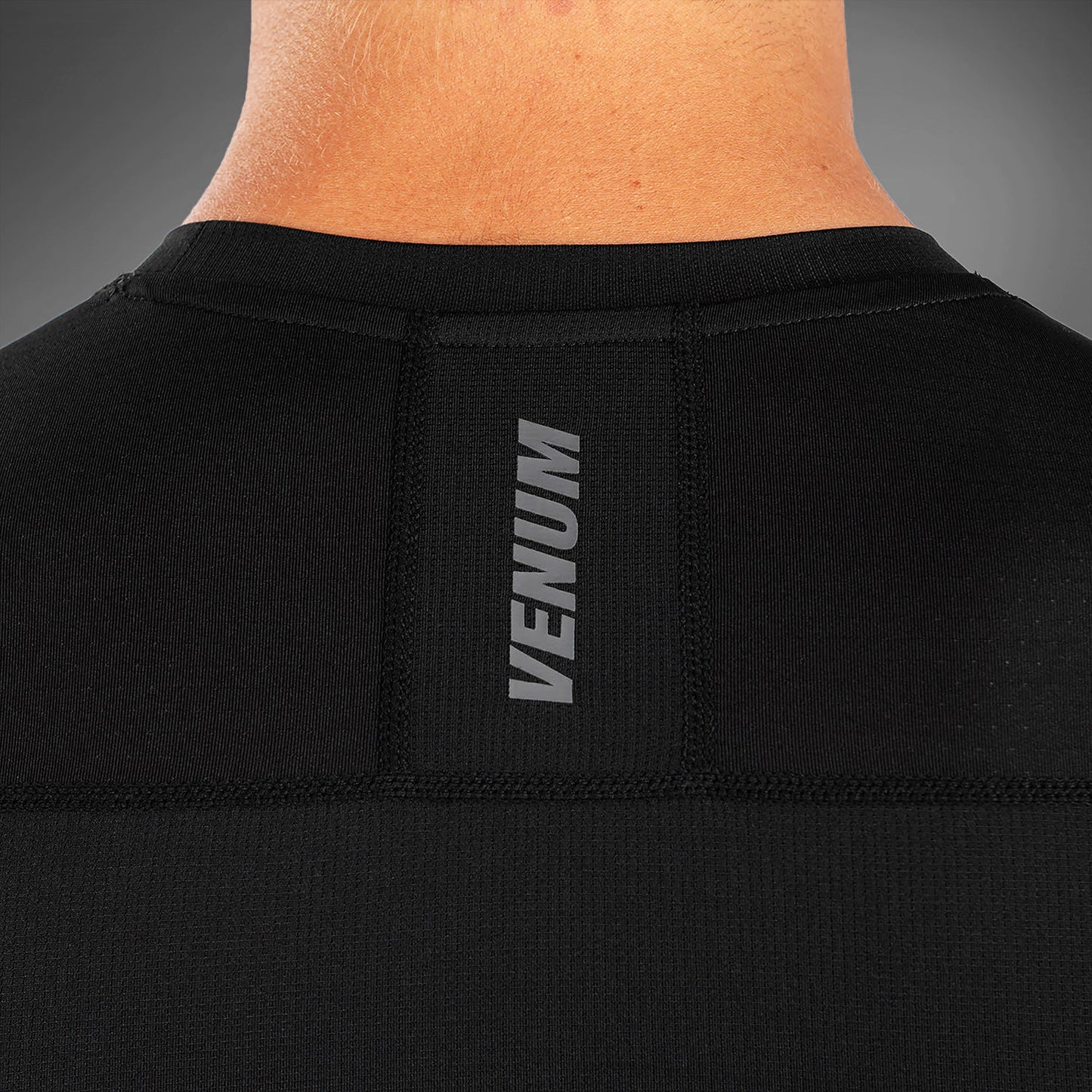 Rashguard de manga corta Venum G-Fit Air - Negro