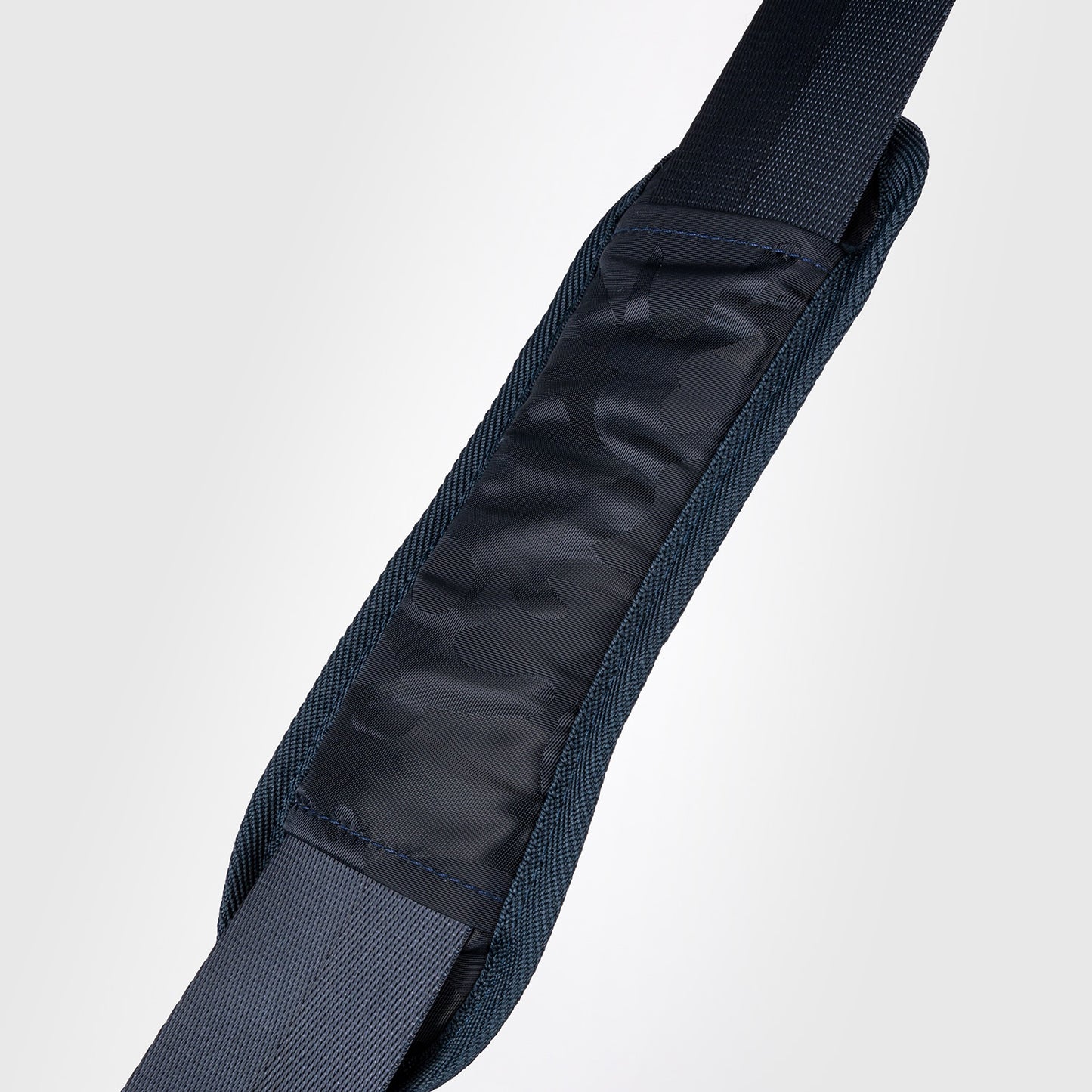 Venum Trainer Lite Bolsa de Deporte (48L) – Camuflaje/Azul