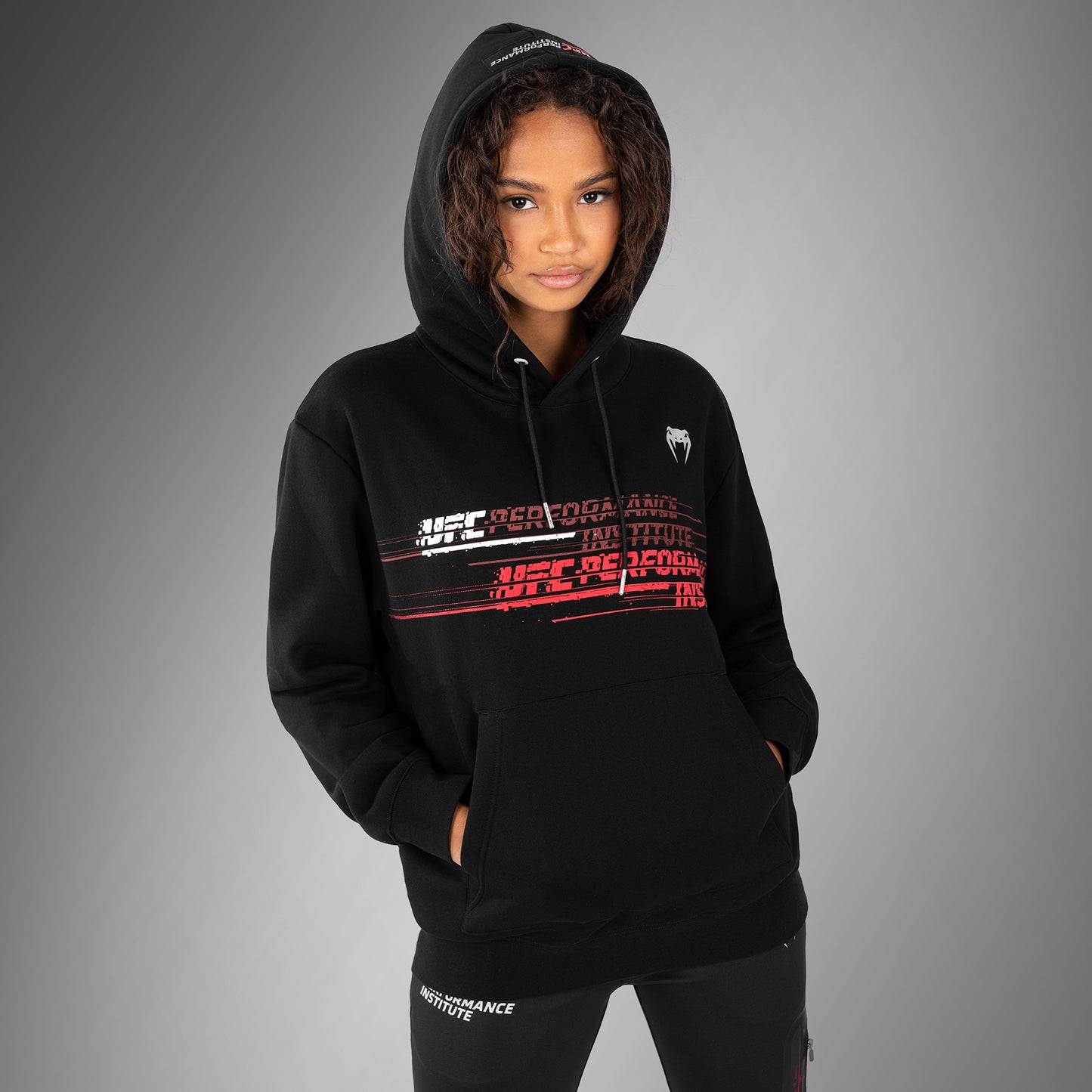 UFC Venum Performance Institute 2.0 Sudadera con capucha para mujer - Negro/Rojo