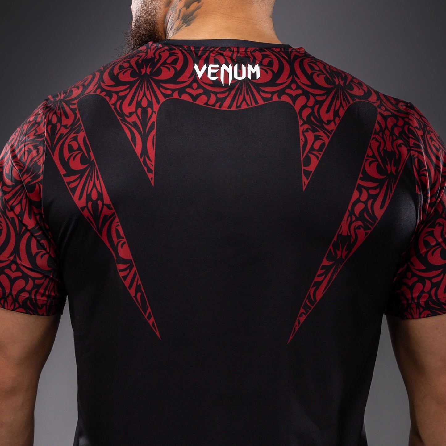 Venum BTT Camiseta Dry Tech – Negro/Rojo
