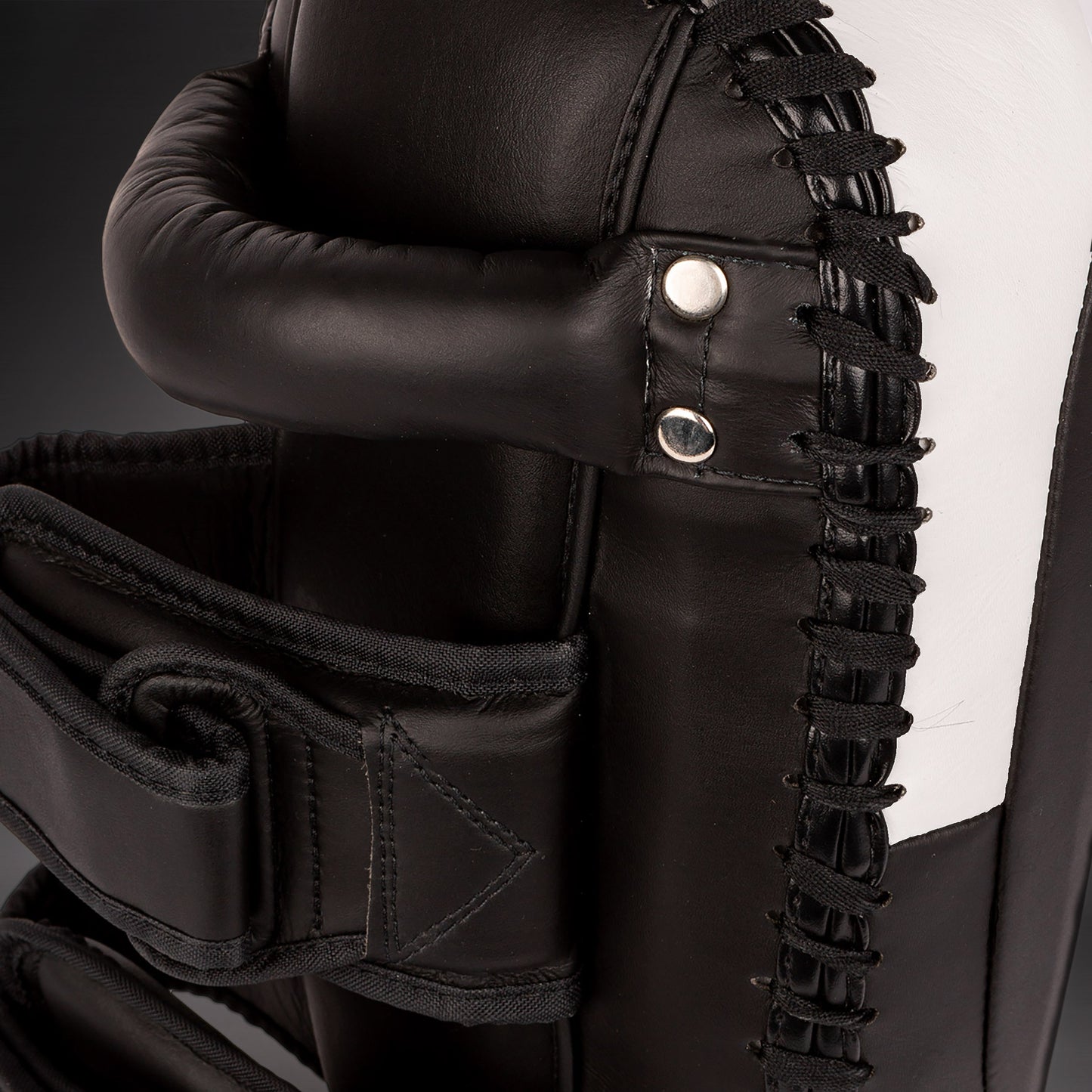 Venum Kickboxing 2.0 Micro Fibra Paos - Negro/Blanco