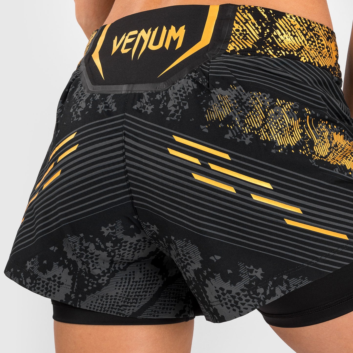 UFC Adrenaline by Venum Authentic Fight Night Short de Lucha para Mujer - Champion
