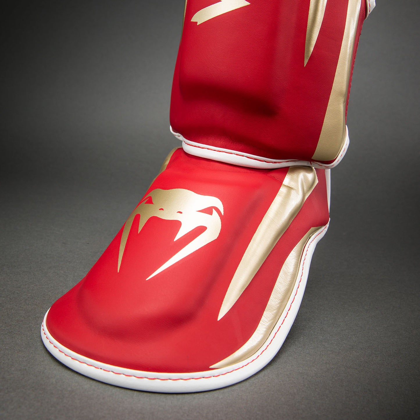 Venum Elite Protectores de Espinillas - Rojo