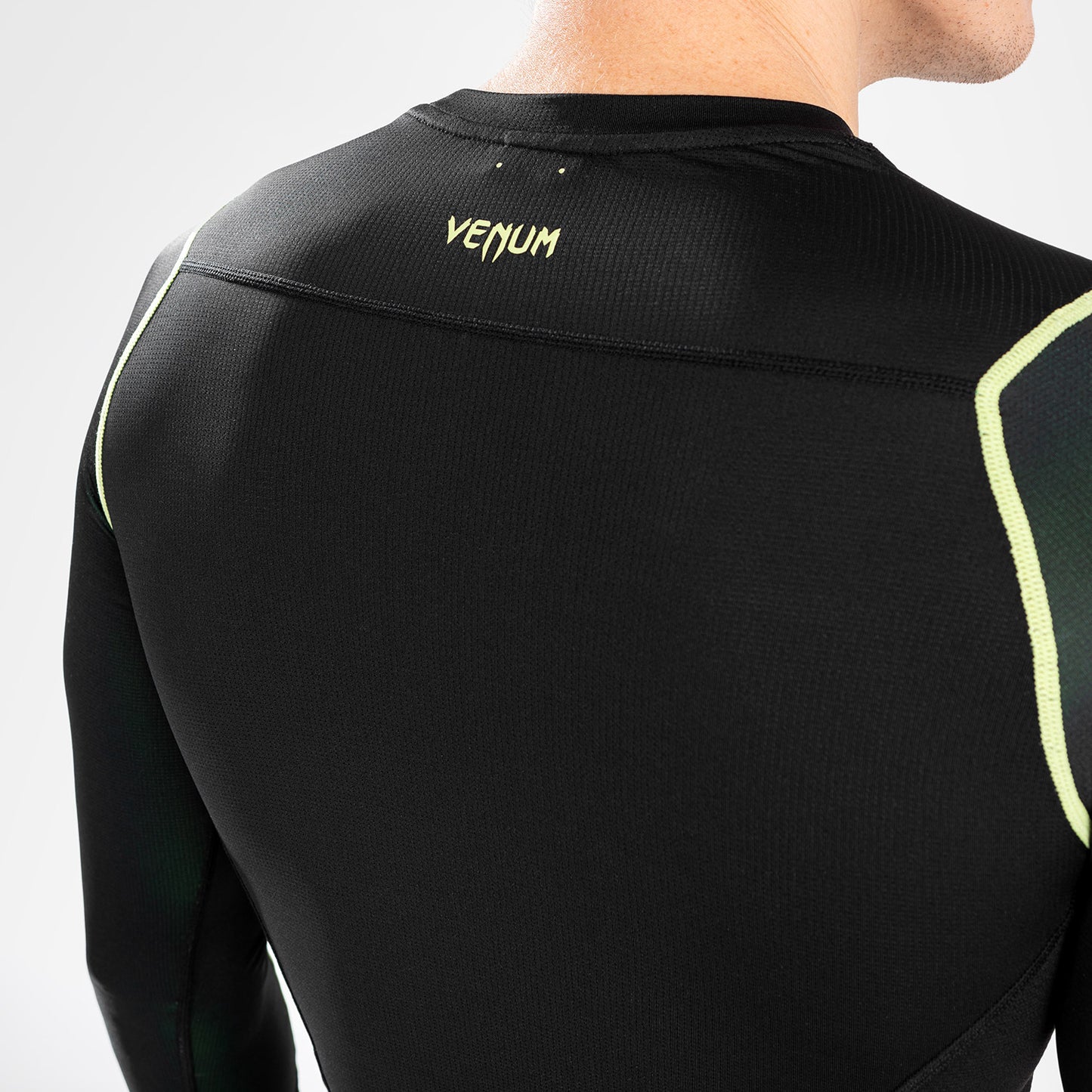 Venum Fusion 2.0 Lycra para hombre - Manga larga - Negro/Amarillo