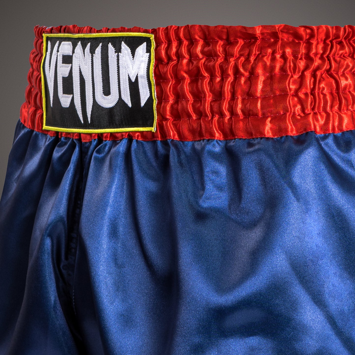 Venum Classic - Muay Thai Short - Azul/Rojo/Blanco