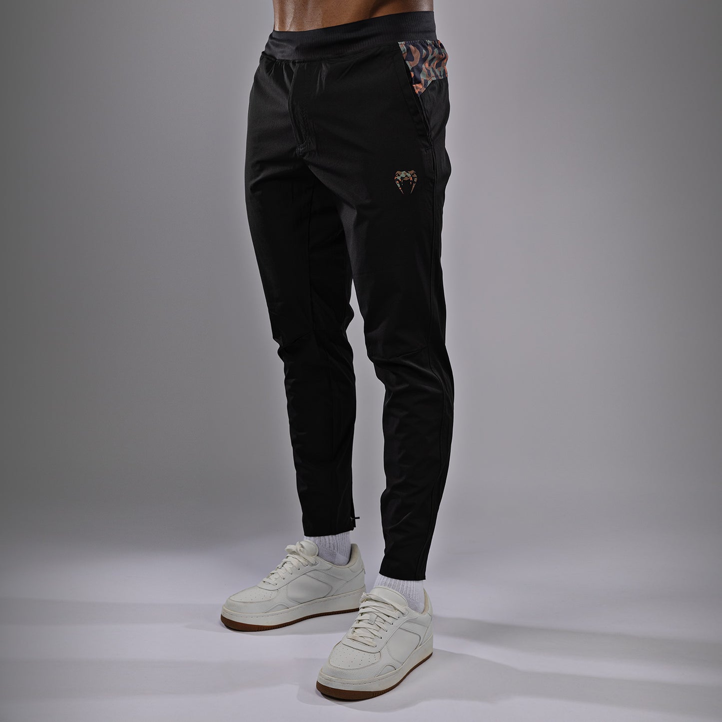 Venum Jungle Ops Joggers para hombre - Negro/Camuflaje cañón