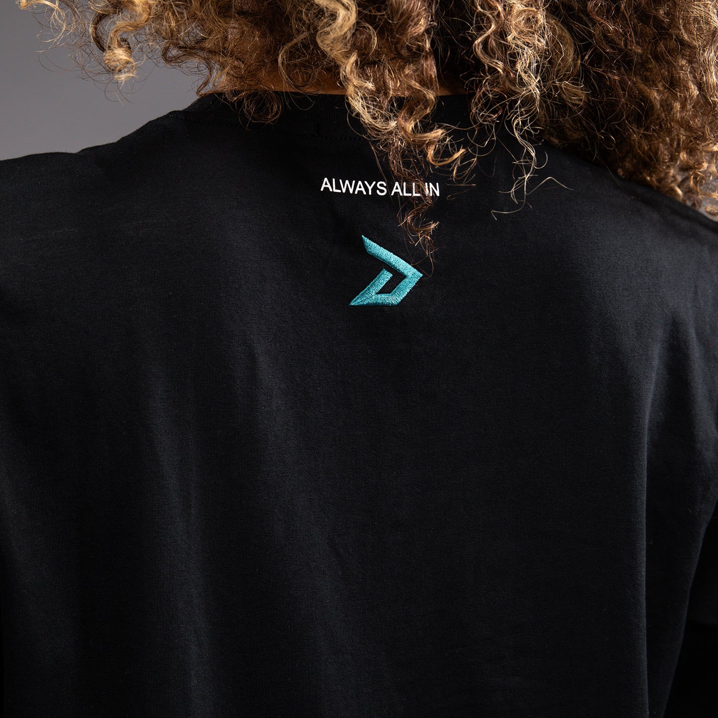 Venum x Demi Camiseta Oversized – Negra