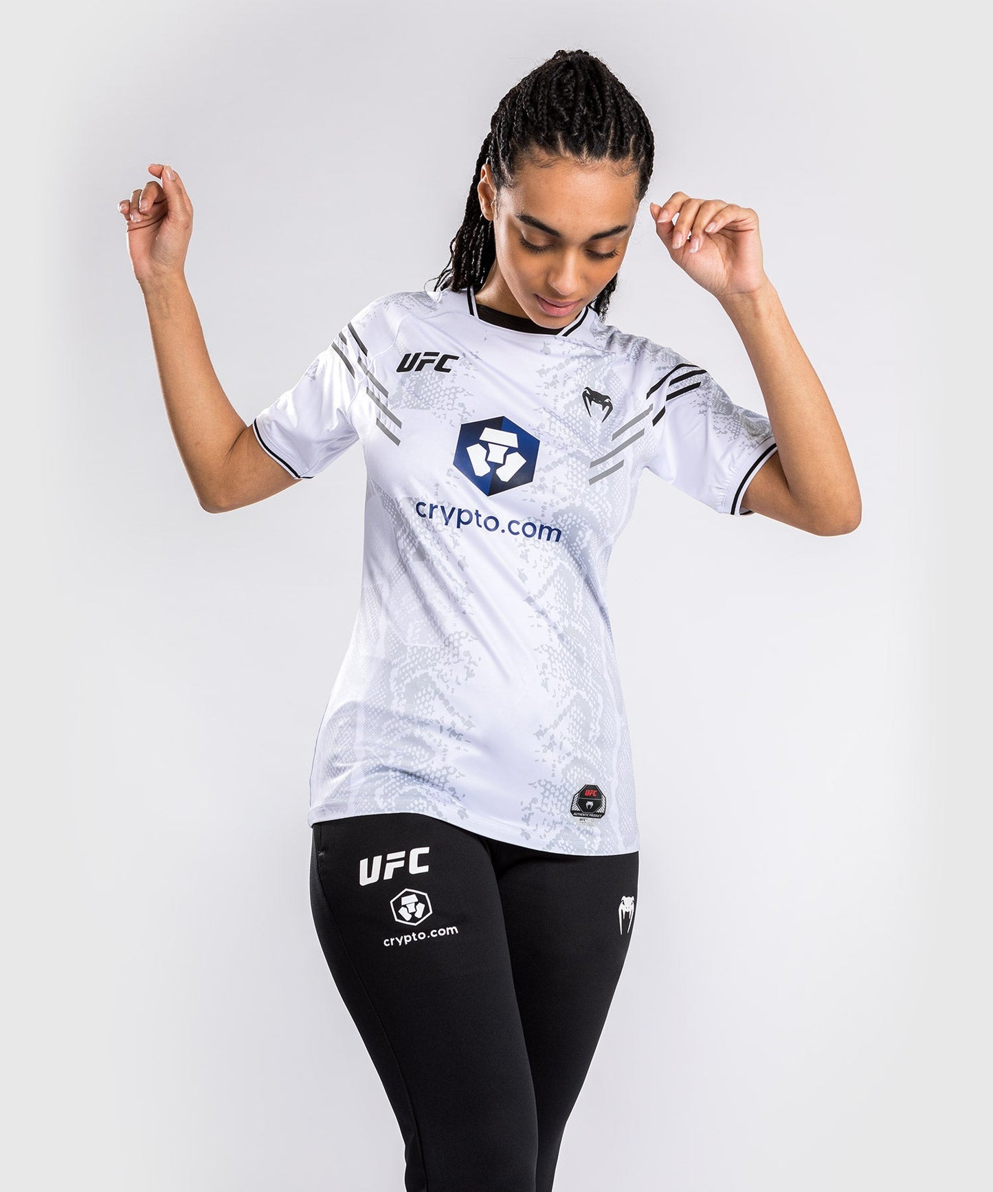 UFC Adrenaline by Venum Authentic Fight Night Camiseta Dry Tech Personalizado para Mujer - Blanco