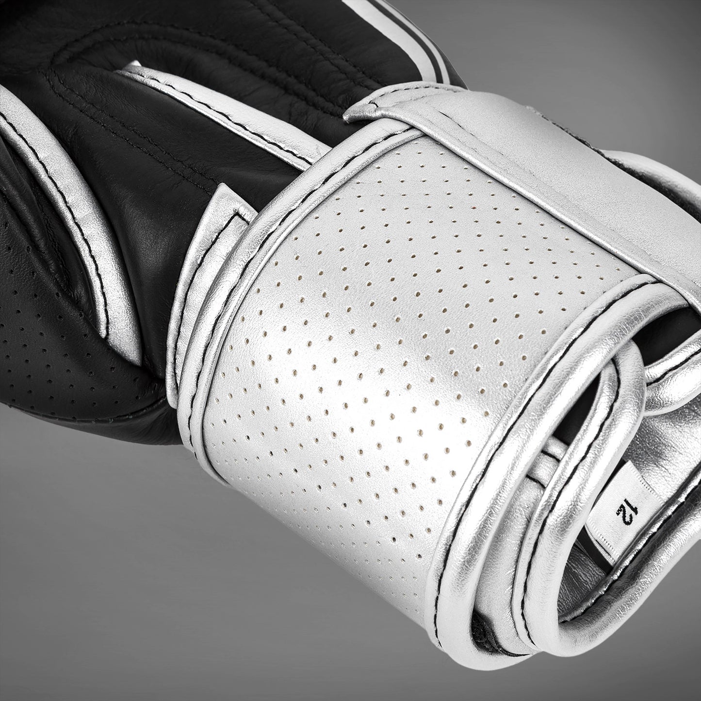 Guantes de boxeo Venum Power 2.0 - Negro/Dorado