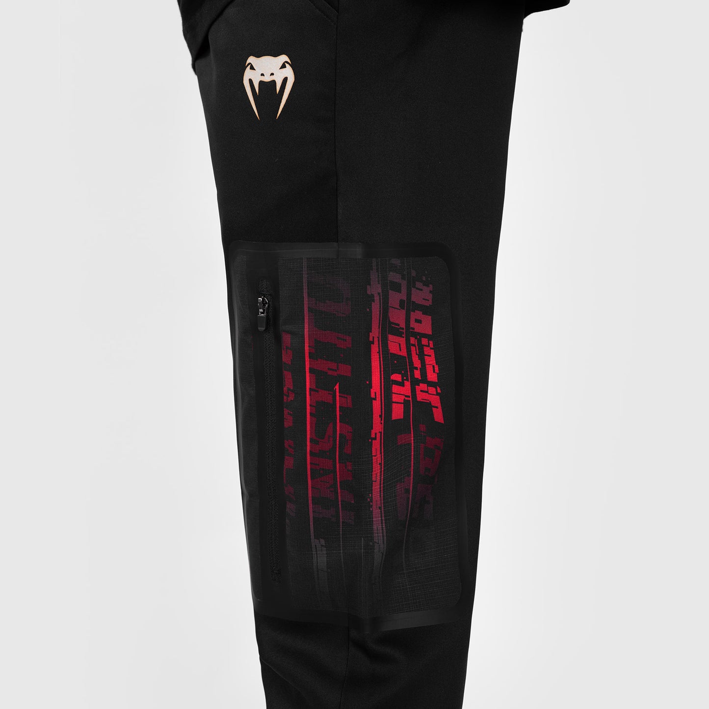 UFC Venum Performance Institute 2.0 Pantalón para Hombre - Negro/Rojo