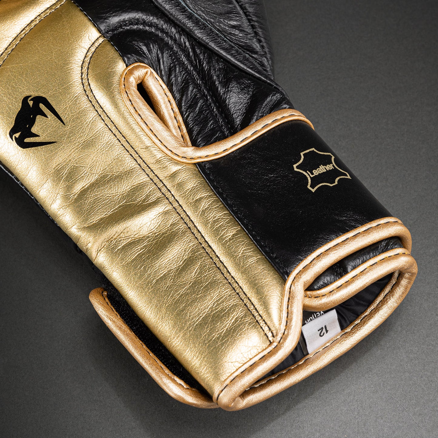 Guantes de boxeo Venum Hammer Pro con velcro - Negro/Dorado