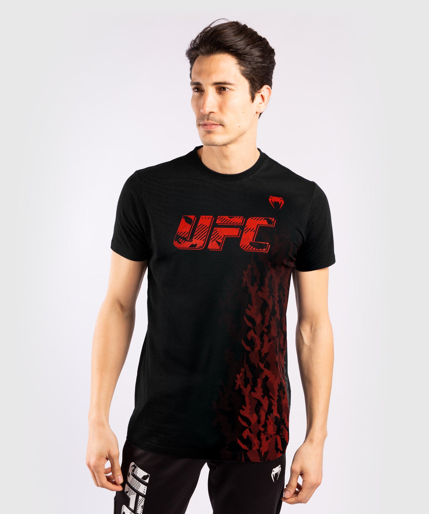 Camiseta UFC Venum Replica 2.0 - Hombre - Negro – Venum España