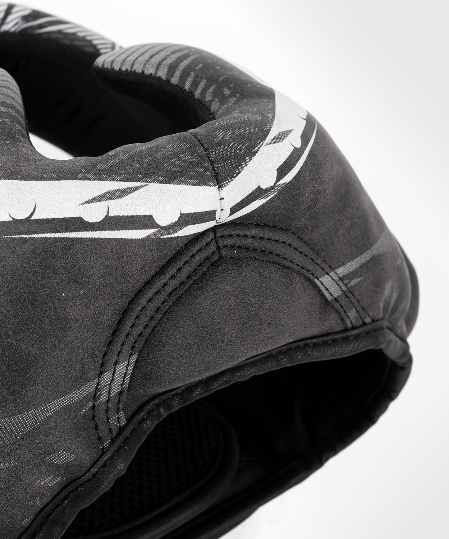 Casco de Boxeo Venum GLDTR 4.0