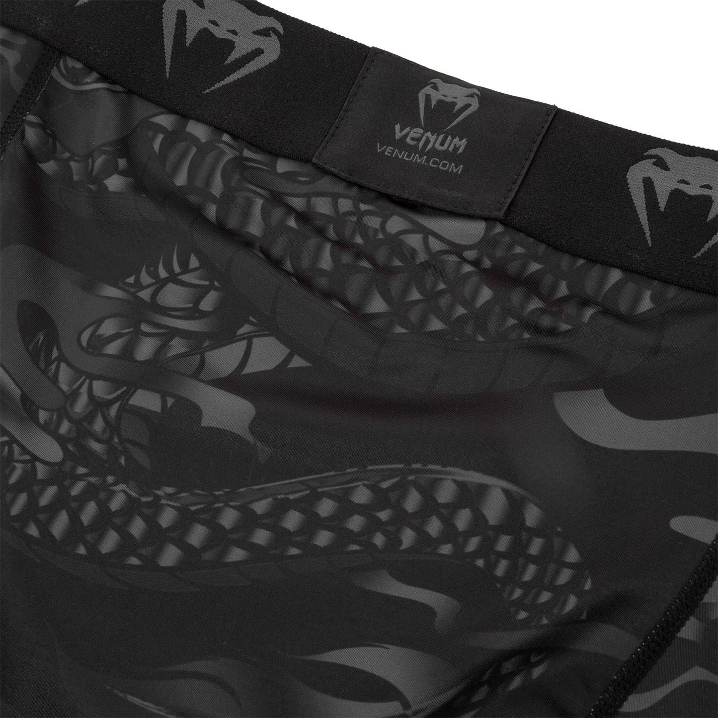 Mallas cortas Venum Dragon's Flight - Negro/Negro