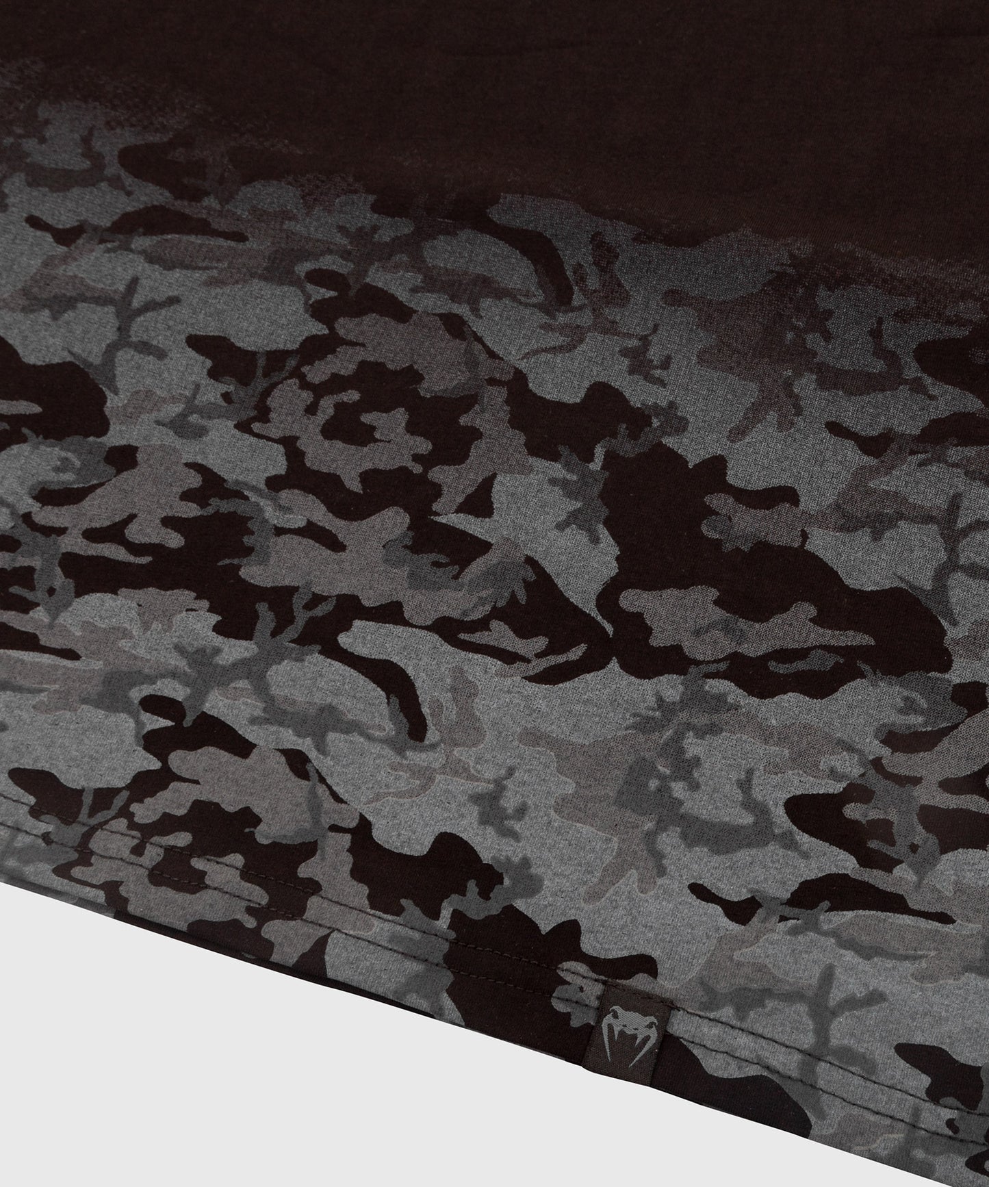 Camiseta Venum Classic - Negro/Camo Urbano