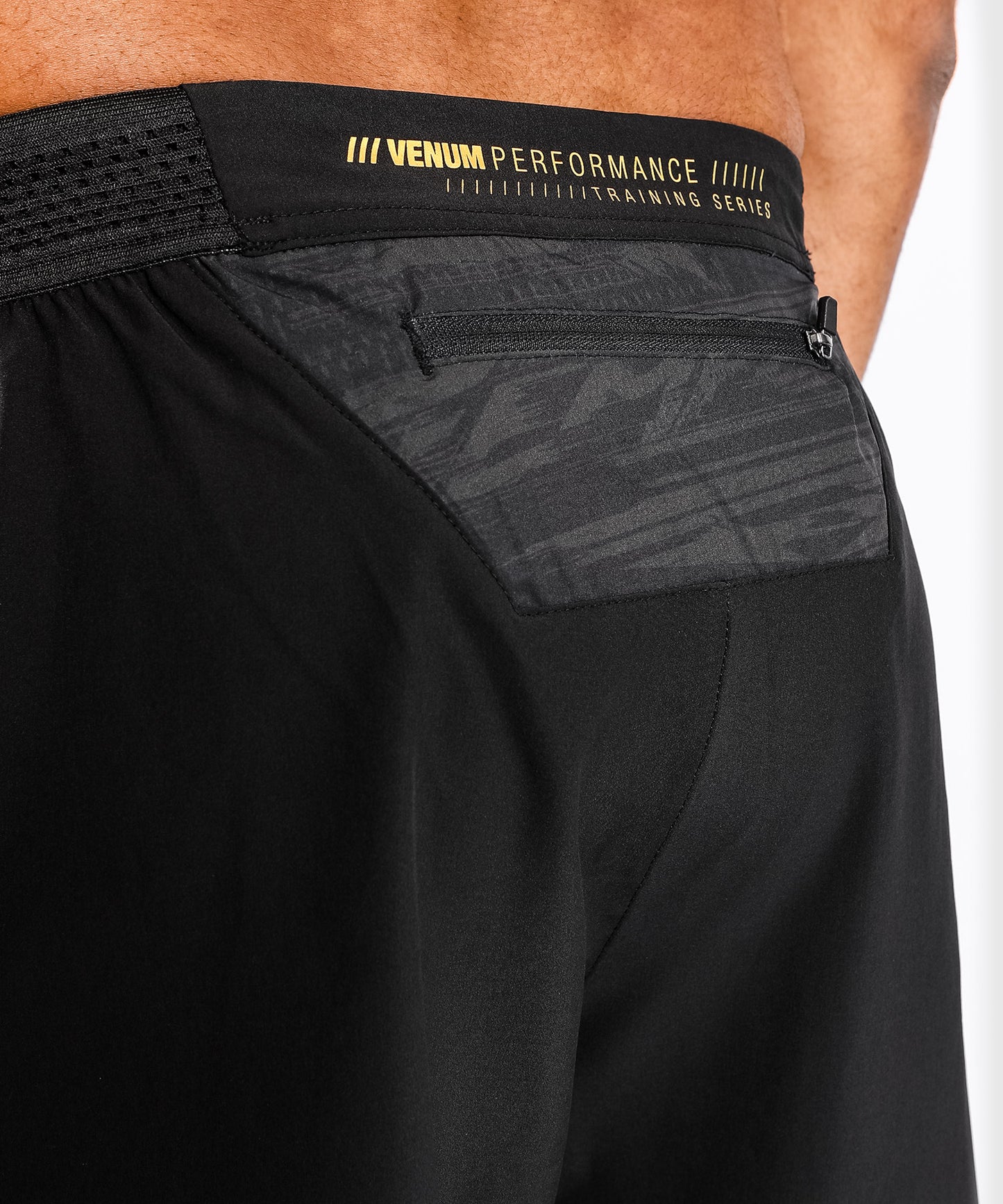 Pantalones cortos deportivos Venum Tempest 2.0 - Negro/Dorado