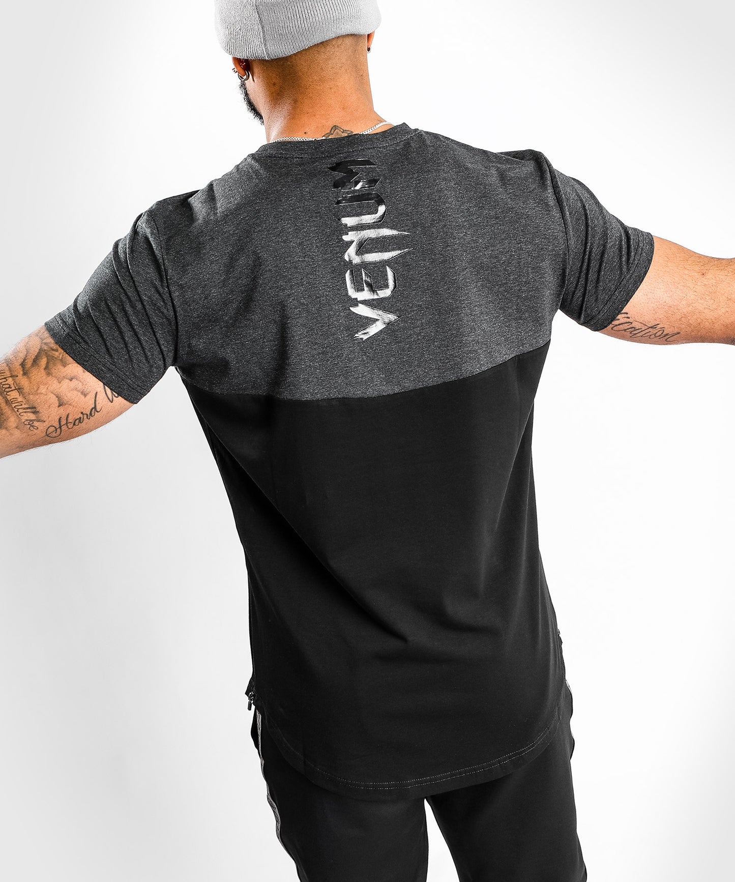 Camiseta Venum Laser - Negra/Grisácea