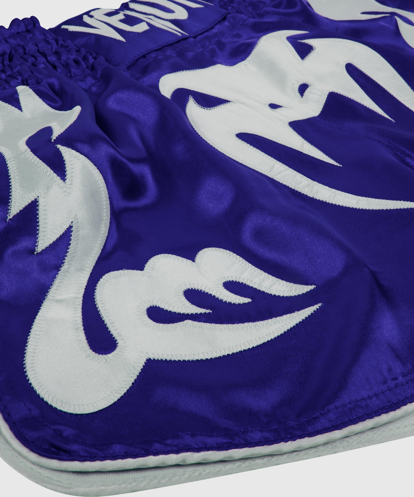 Pantalones Cortos Muay Thai Venum Bangkok Inferno - Azul/Blanco