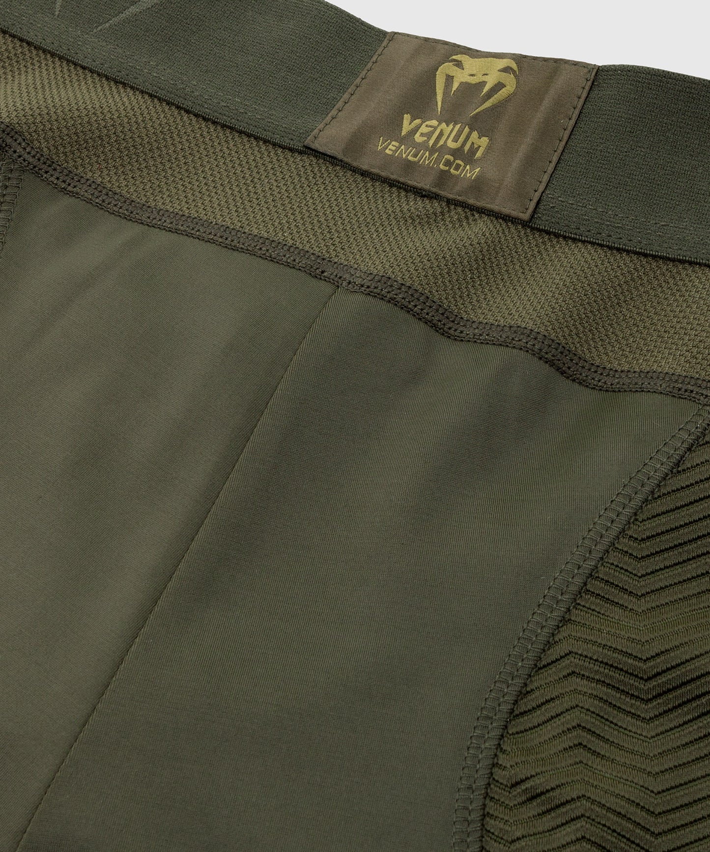 Pantalones de cortos de compresión Venum G-Fit - Kaki