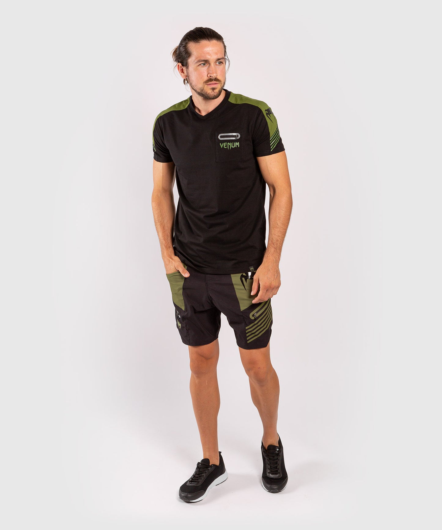 Camiseta Venum Cargo - Negro/Verde