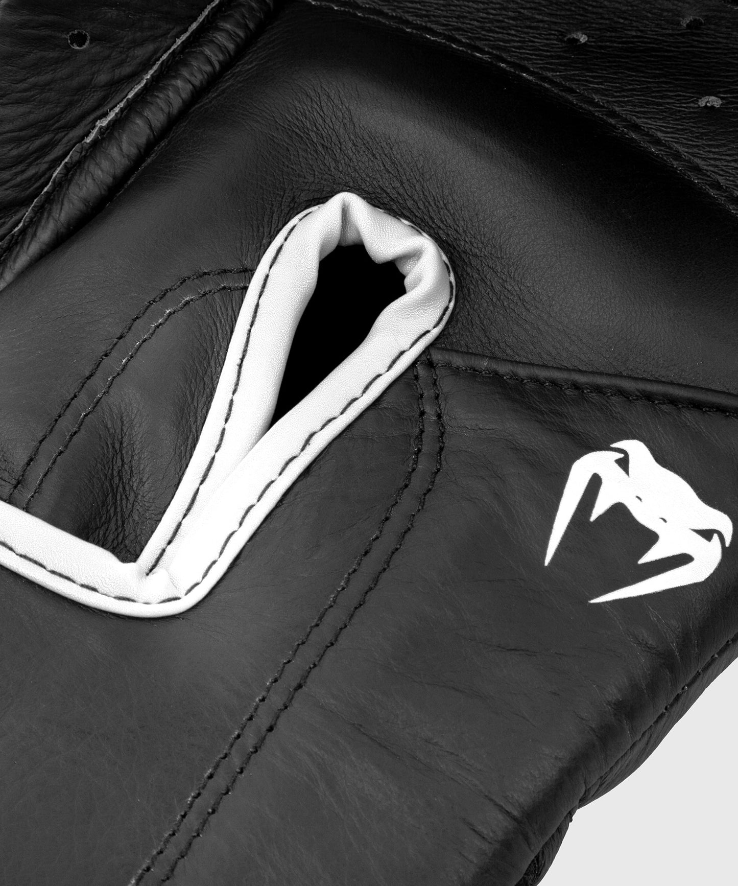 Guantes de Boxeo profesional Venum Giant 2.0 – Velcro - Negro/Blanco