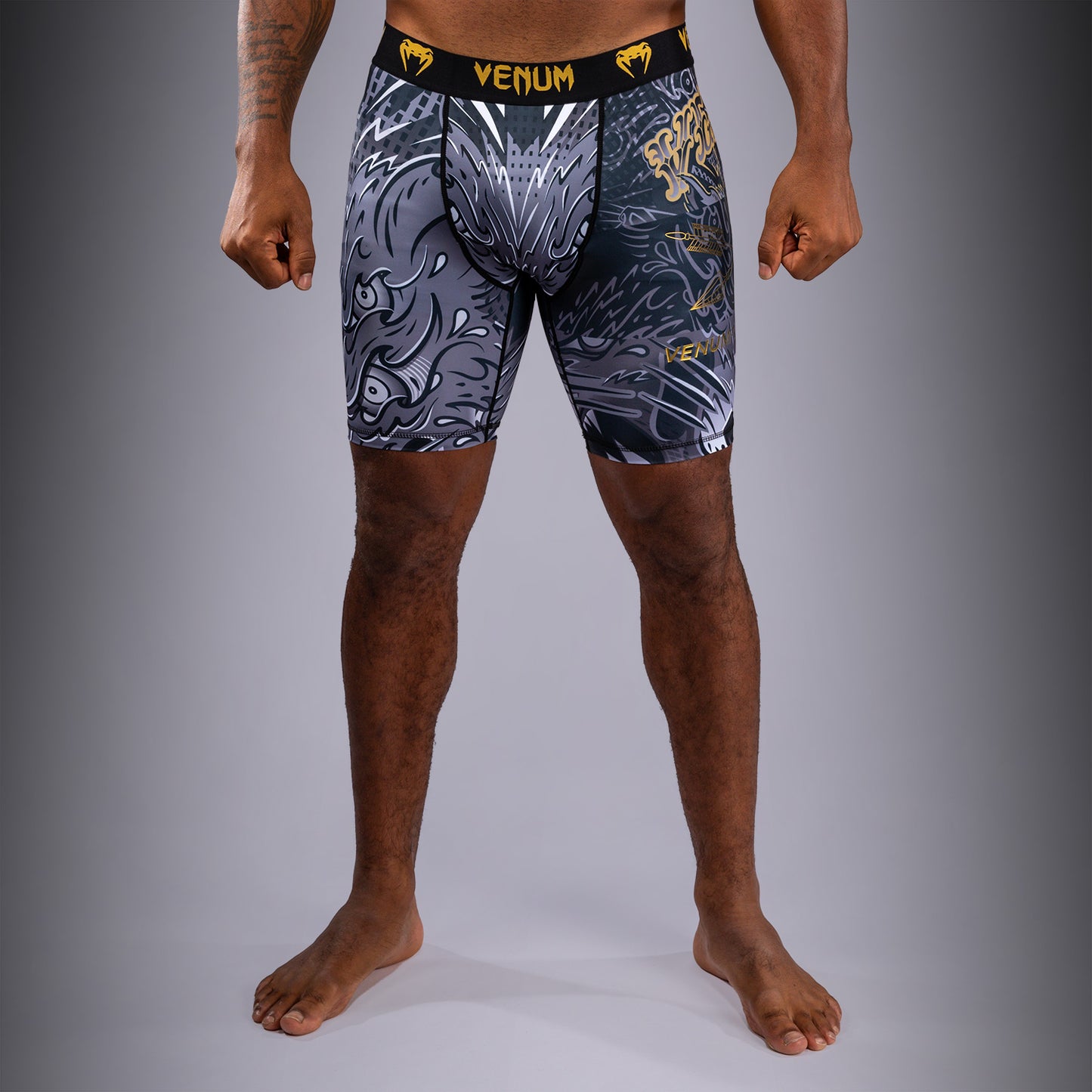 Venum Wolf Atak Short de Compresión – Negro/Gris
