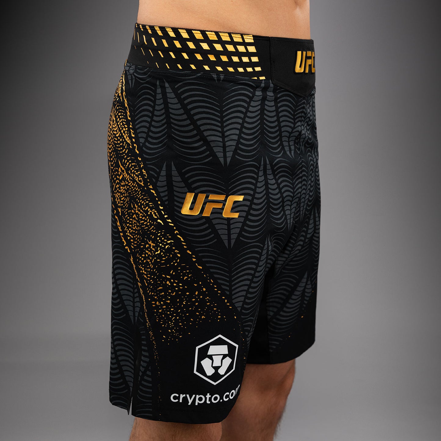 UFC Zenith by Venum Authentic Fight Night Short de pelea ajuste largo Hombre - Champion