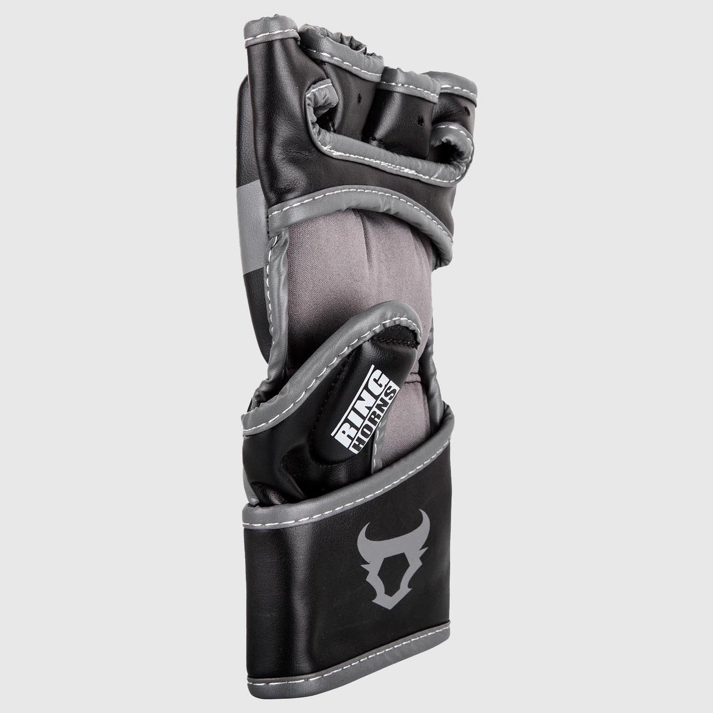 Ringhorns Charger by Venum Guantes de MMA - Negro