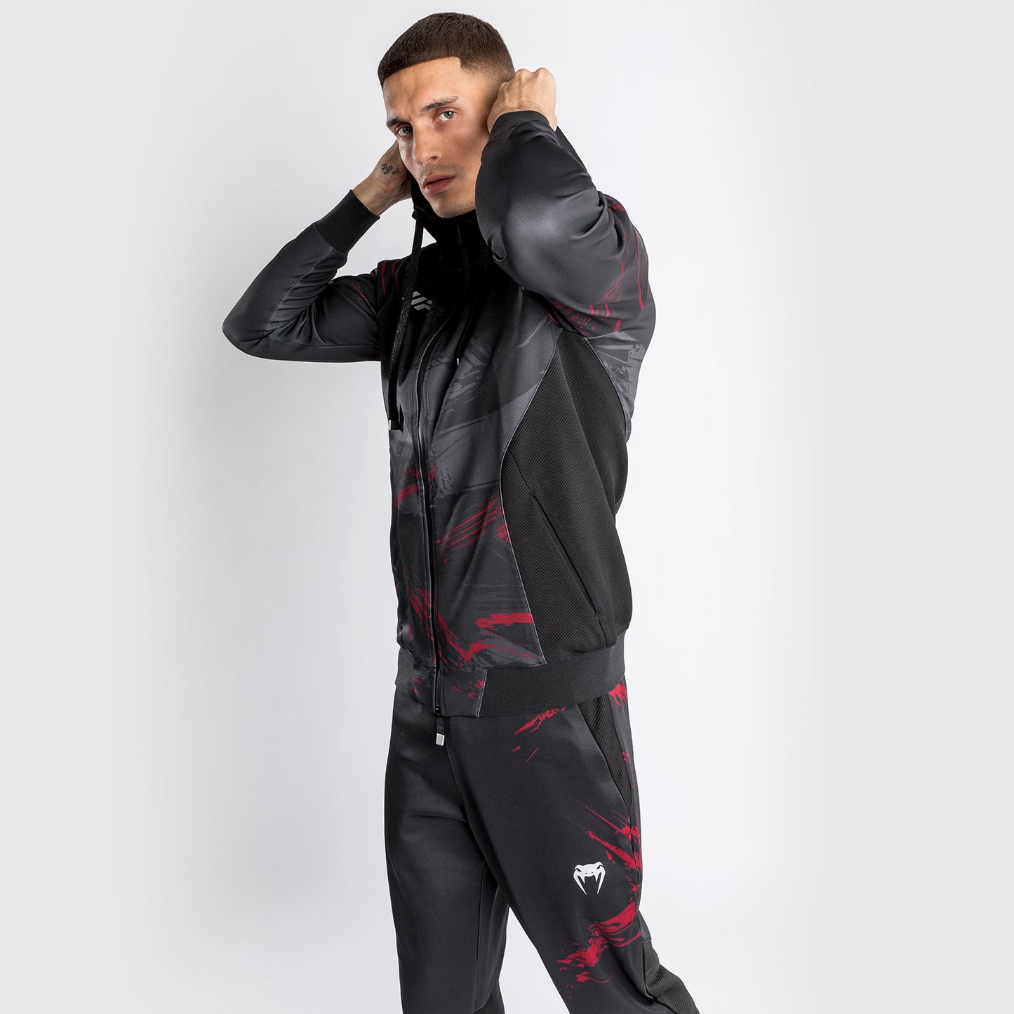 Sudadera con cremallera UFC Venum Authentic Fight Week 2.0 - Negro/Rojo