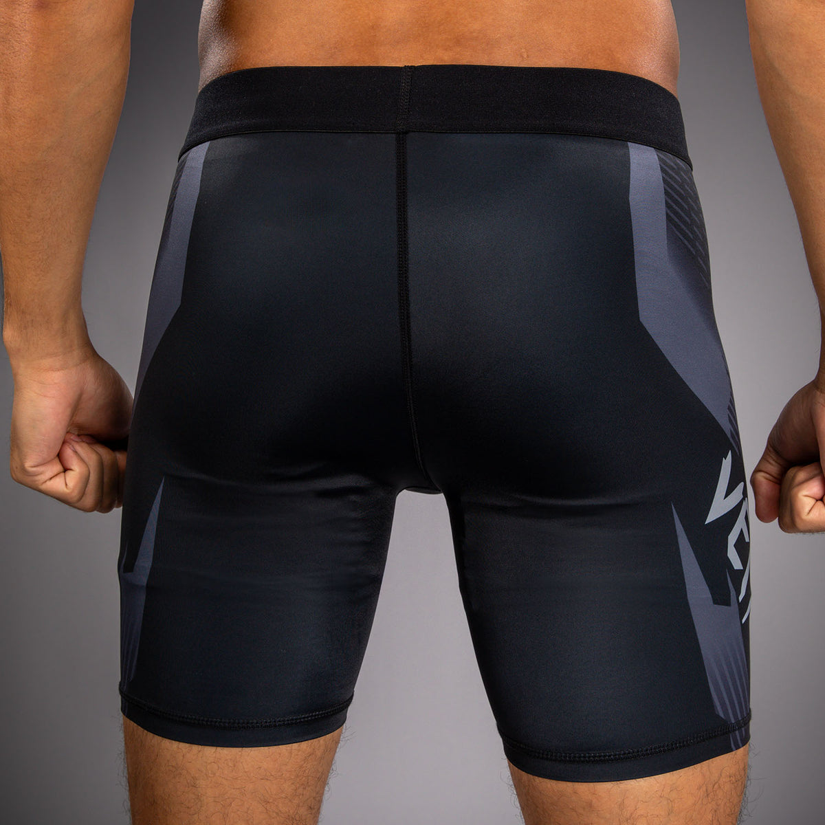 Venum No-Gi 6.0 Pantalón Corto de Compresión - Negro/Gris