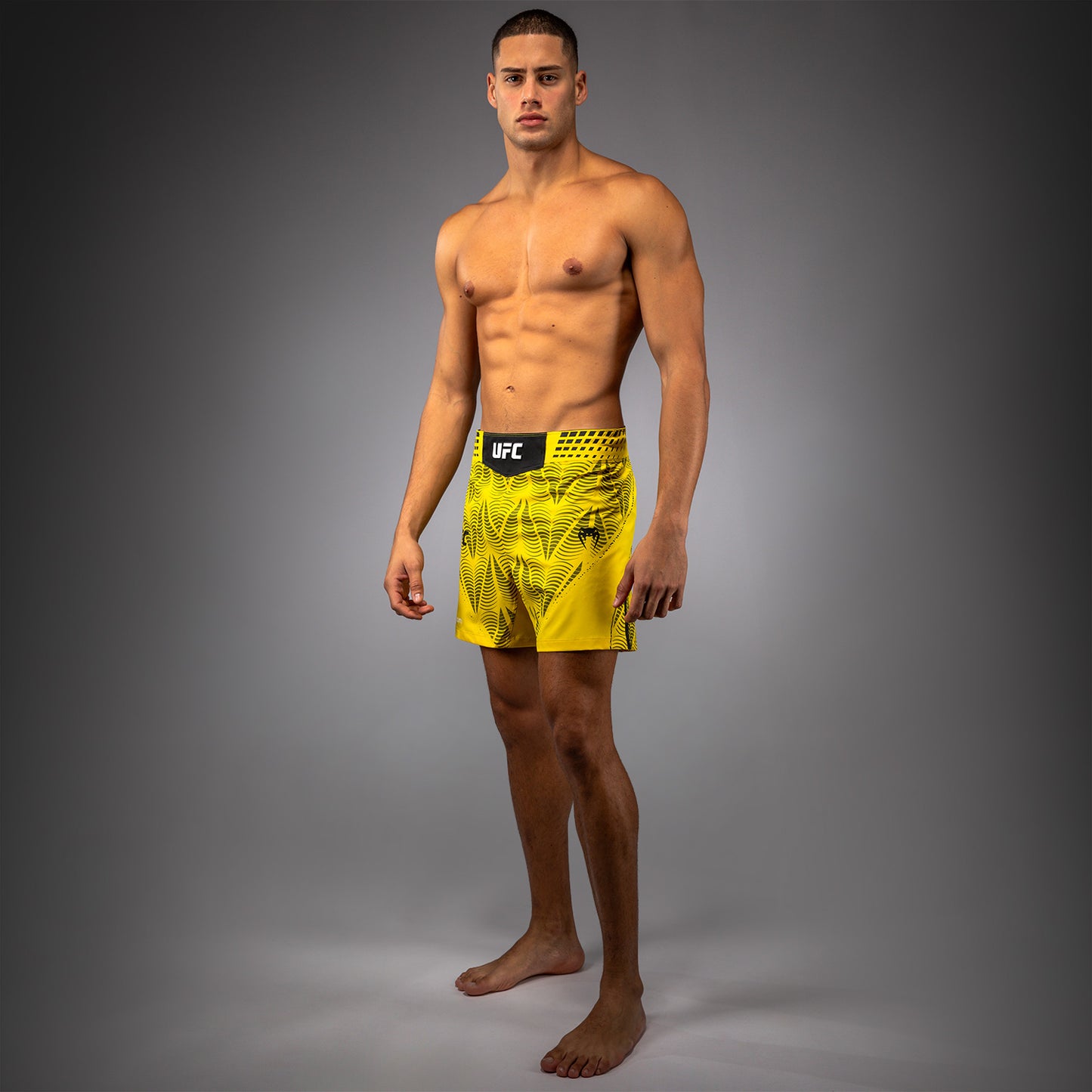 UFC Zenith by Venum Authentic Fight Night Short de pelea ajuste corto Hombre - Amarillo